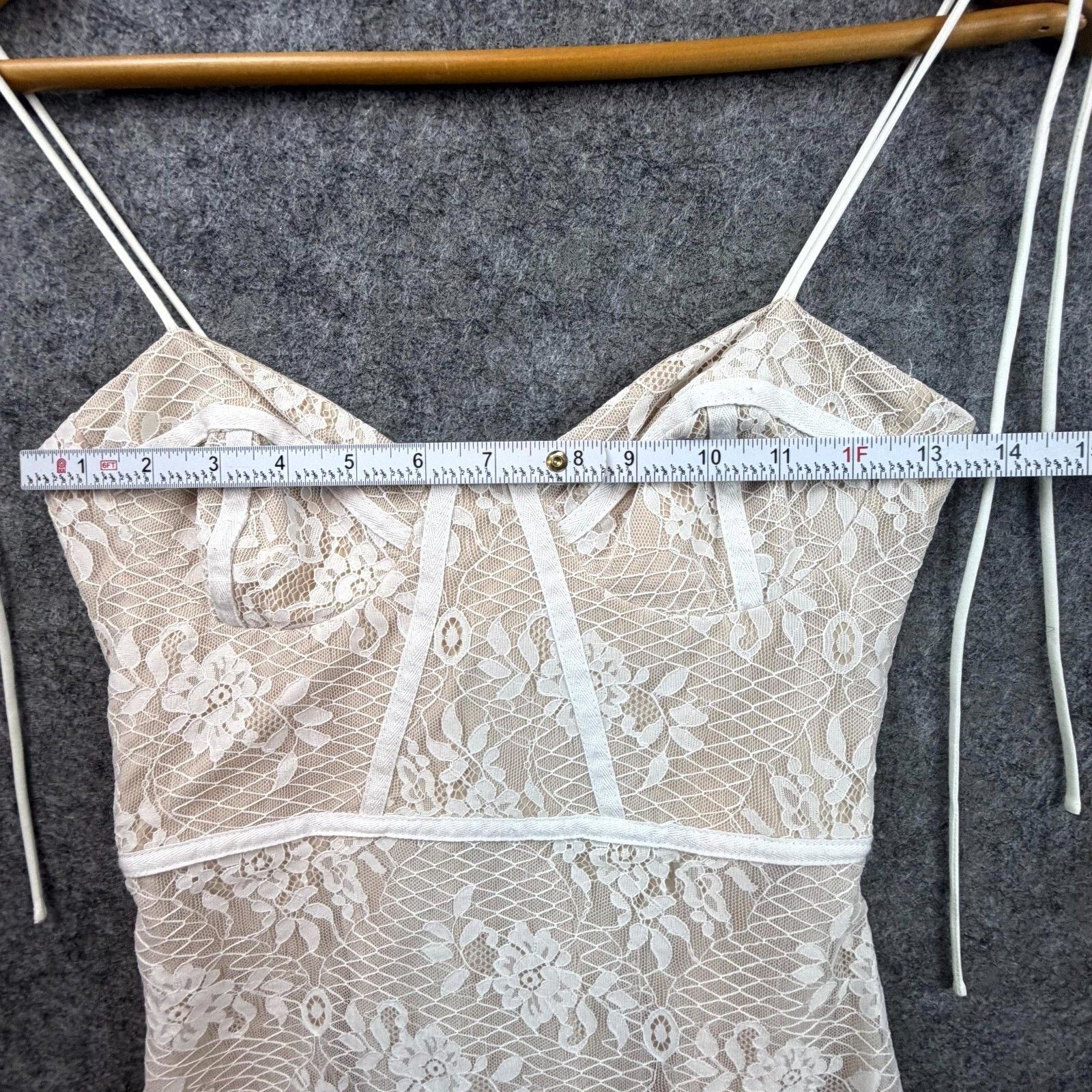 superdown Superdown Lottie Bustier Dress 2XS Lace Coquette Date Night Size XXS / US 00 / IT 34 - 5 Thumbnail