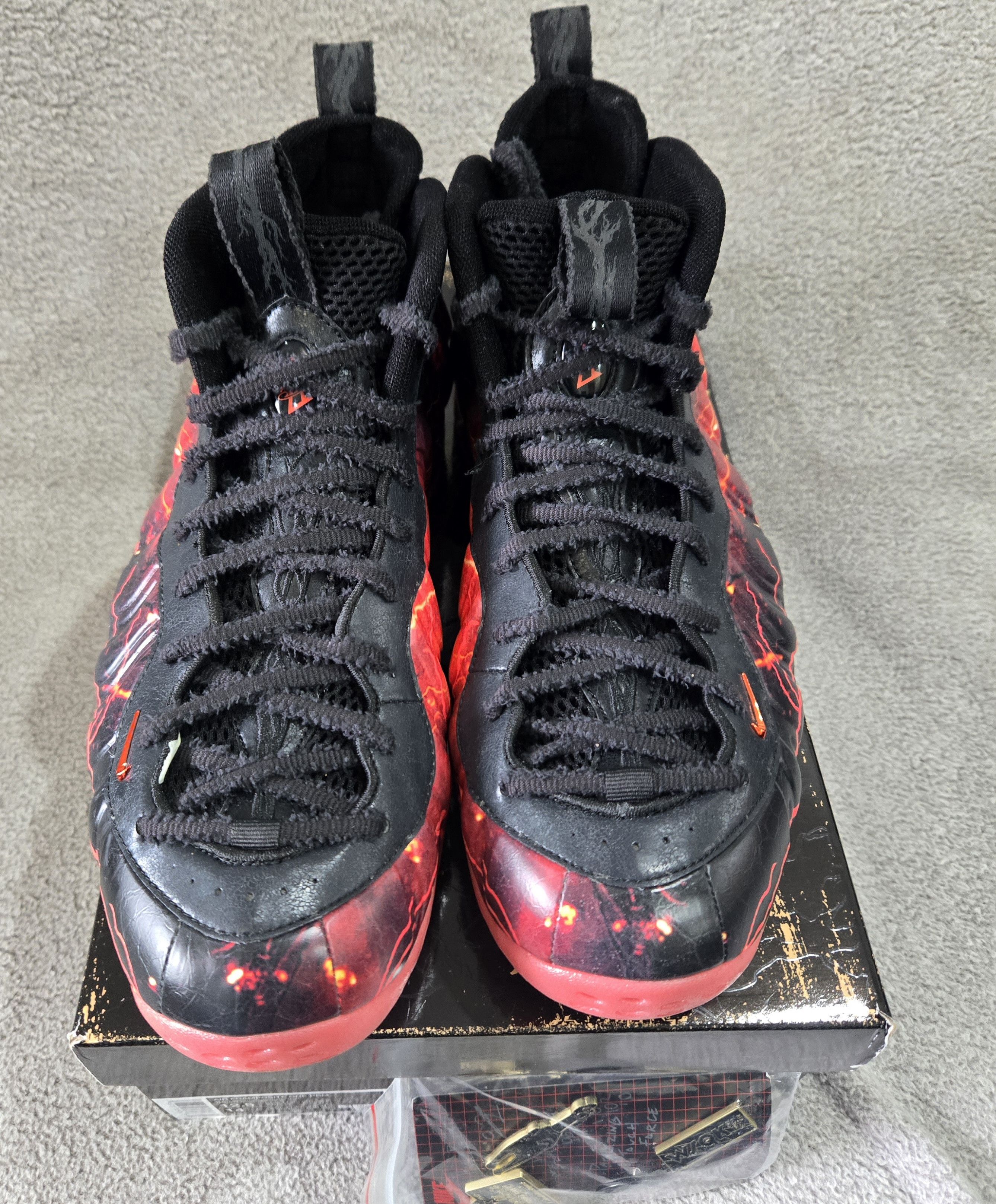 Nike Nike Foamposite One Stranger Things Size US 12.5 / EU 45-46 - 5 Thumbnail
