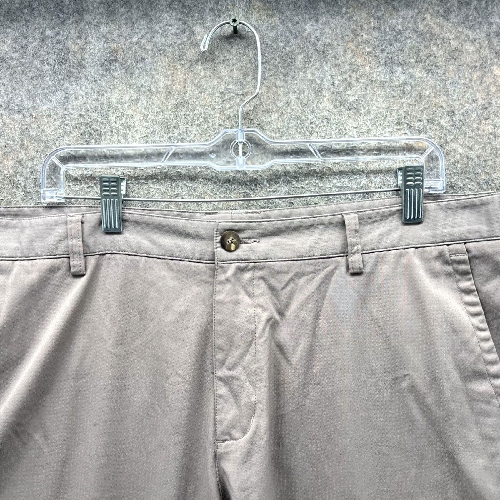 Adidas Adidas Shorts Mens 38 Gray Clima Golf Chino Casual 10 Inseam Knit Size US 38 / EU 54 - 7 Thumbnail