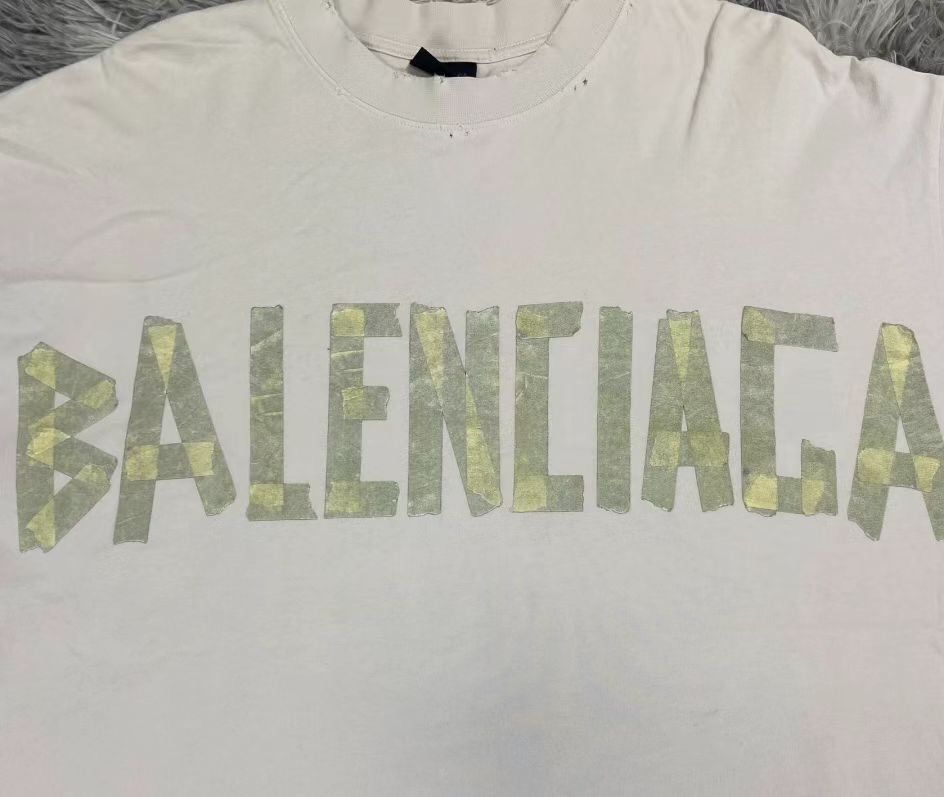 Balenciaga Balenciaga 24SS white tape embossed paper sh 2410-Nextarrow Size US L / EU 52-54 / 3 - 3 Thumbnail