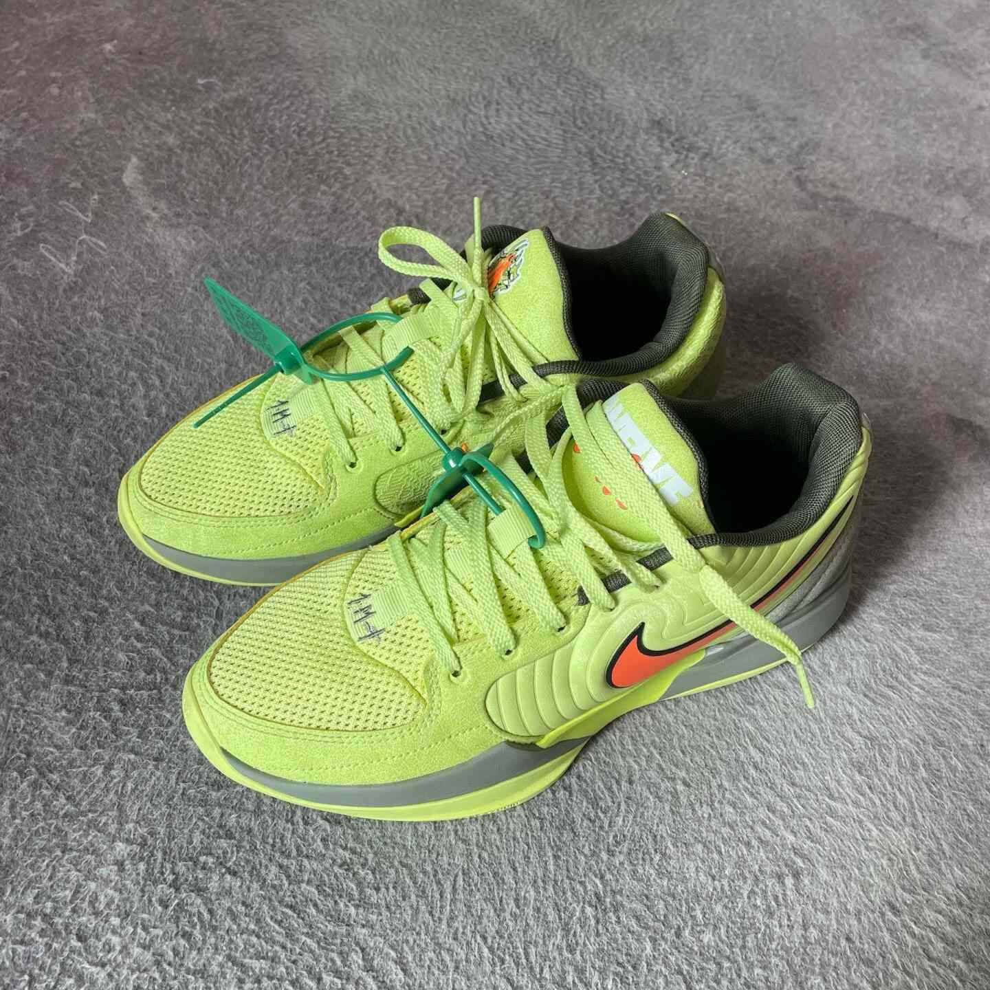 Nike Nike Yellow Lowtop Sneakers 41 Men Size US 8.5 / EU 41-42 - 1 Thumbnail