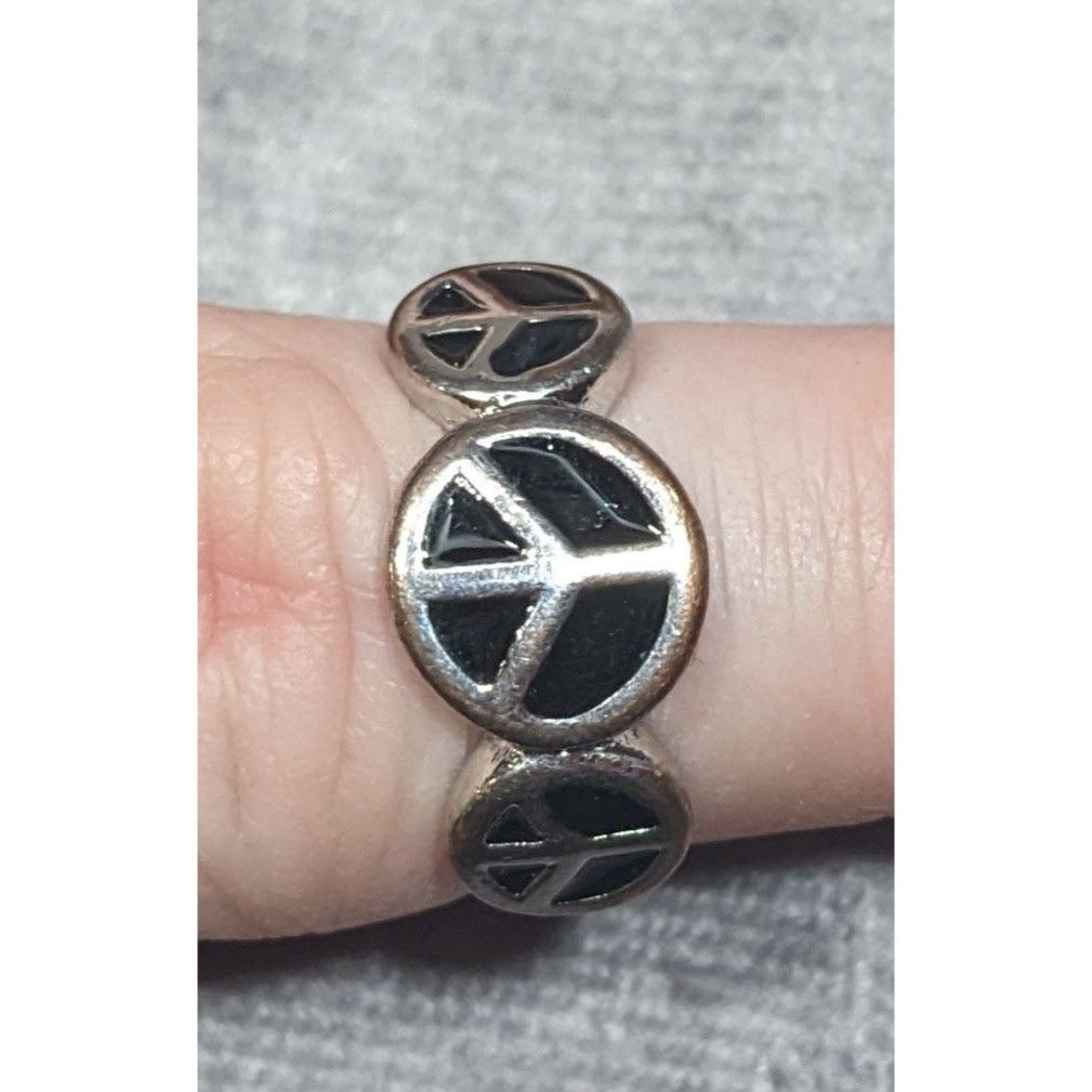 Other 90s Style Triple Peace Sign Black And Silver Tone Enamel Fil Size ONE SIZE - 9 Thumbnail