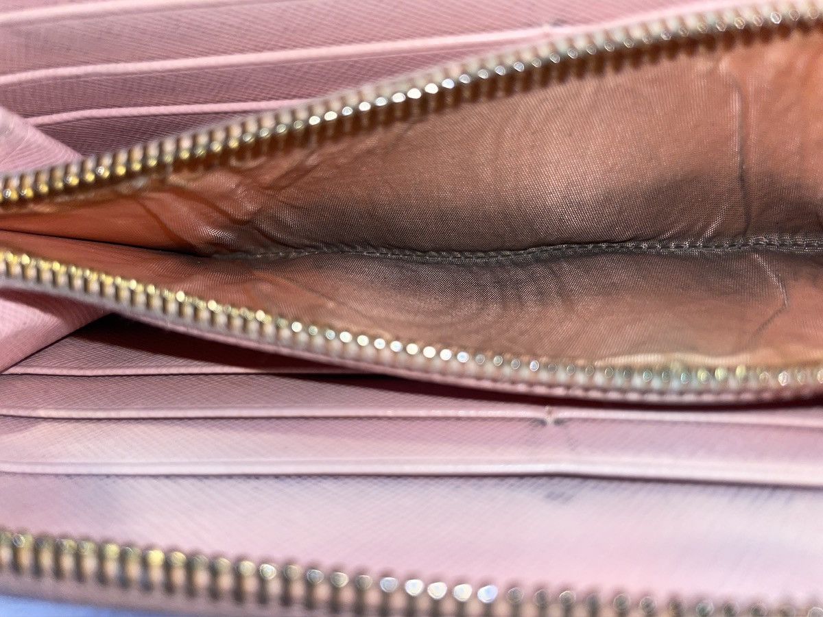 Prada Pretty Pink Prada Size ONE SIZE - 3 Thumbnail