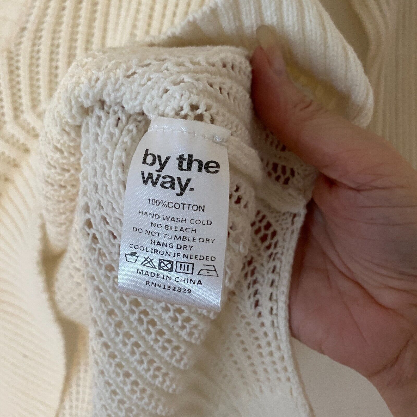 REVOLVE Revolve By The Way Ivory Pearl Sheer Knit Sweater V-Neck S Size S / US 4 / IT 40 - 4 Thumbnail