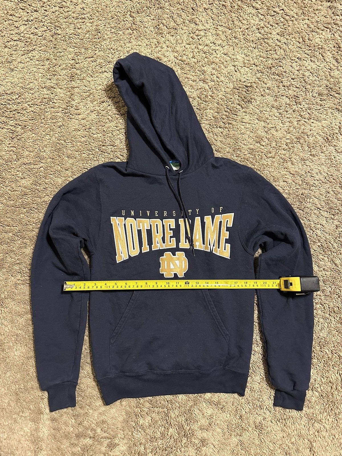 Champion × NCAA × Vintage Vintage NCAA Champion Notre Dame hoodie 00s size XS Size US XS / EU 42 / 0 - 5 Thumbnail