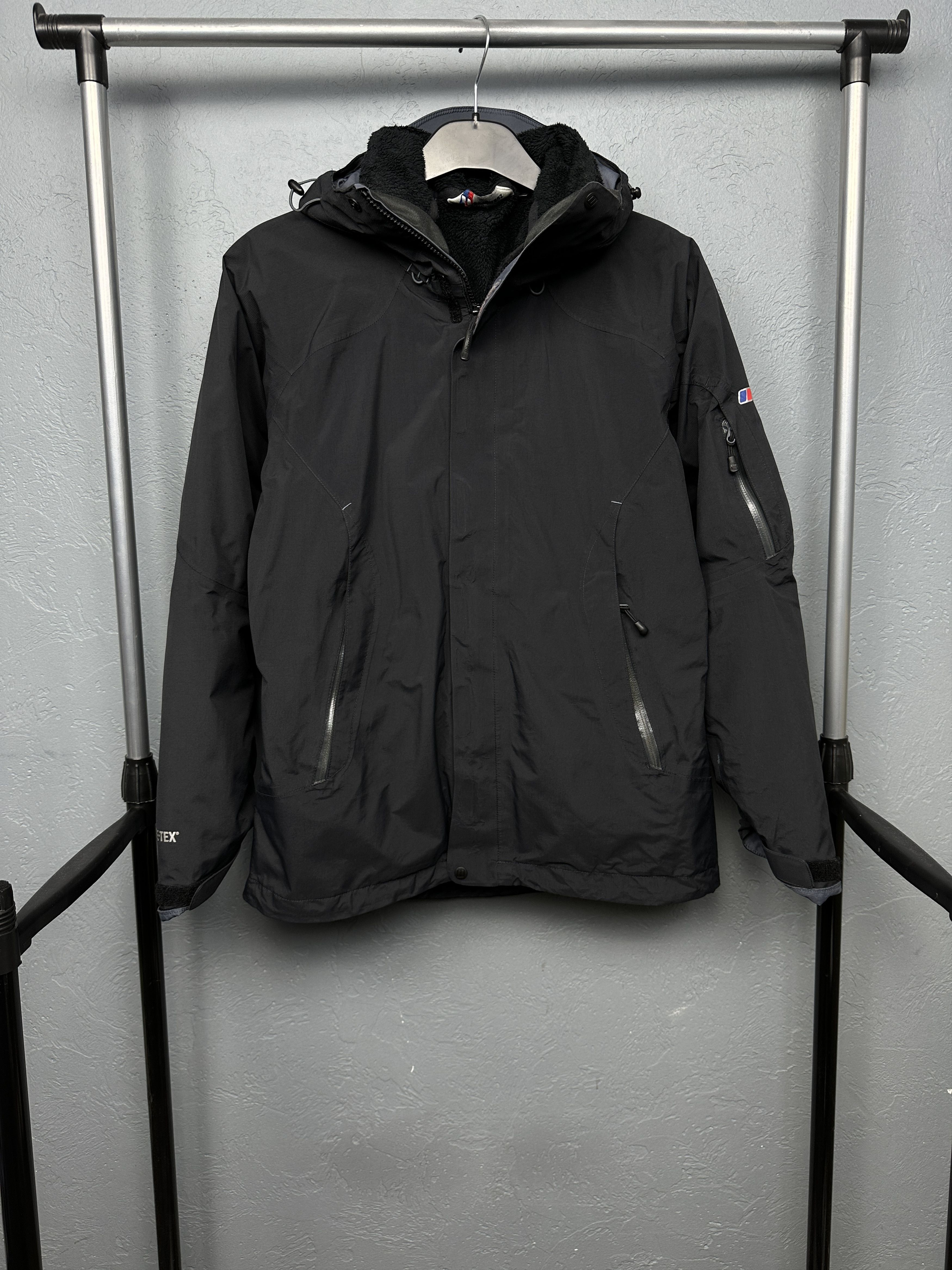 Berghaus Berghaus Womens Gore Tex 3 in 1 Jacket with lining Size M / US 6-8 / IT 42-44 - 1 Thumbnail