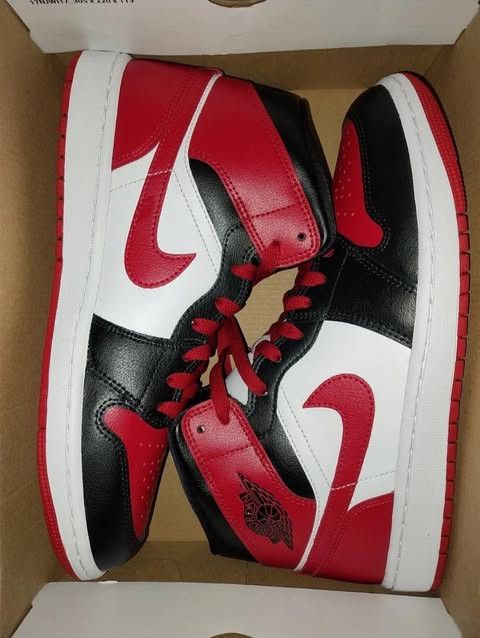 Jordan Brand Air Jordan 1 MID Size US 12 / EU 45 - 1 Thumbnail