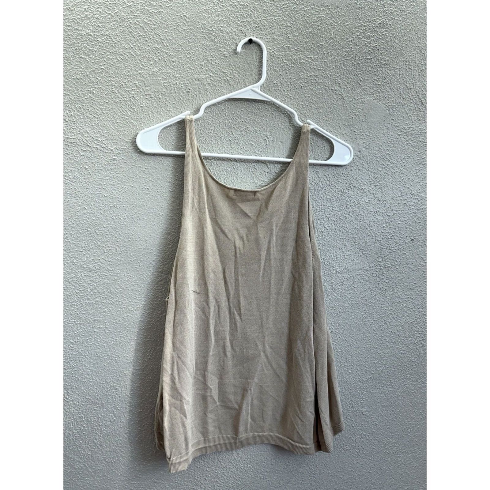 Vintage Leith Womens Tank Top Size XXL Tan Sleeveless Deep Cut Neck Thin Shirt Adult X Large Brown Sleeveless Strap Knit Casual Party/Cocktail Travel Womens Size XXL / US 16-18 / IT 52-54 - 6 Thumbnail