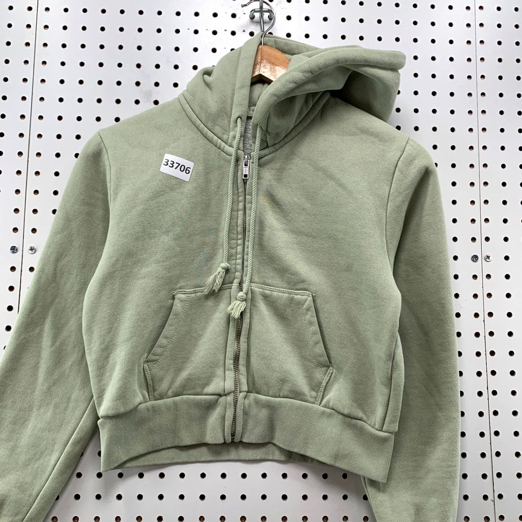 Brandy Melville John Galt Hoodie Womens One Size Pistachio Green Cropped Zip Sweatshirt 18x17.5 Size ONE SIZE - 5 Thumbnail