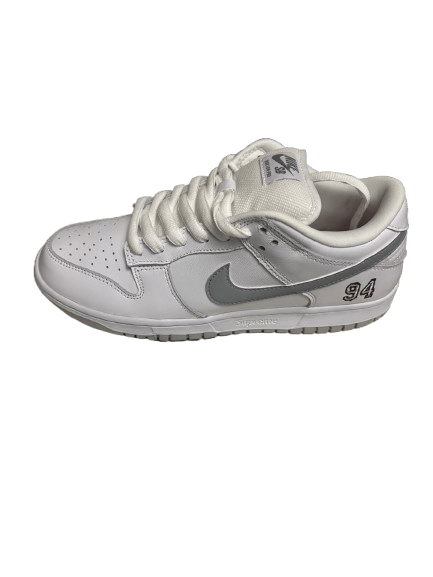 Nike × Supreme Supreme®/Nike® SB Dunk Low Size US 7.5 / EU 40-41 - 3 Thumbnail