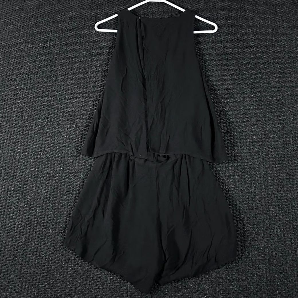 Vintage BABATON Aritzia Black Sleeveless Overlay Romper Shorts Outfit Women's XS Jumpsuit Overlay Sleeveless Romper Black Women XS Size 26" / US 2 / IT 38 - 4 Thumbnail