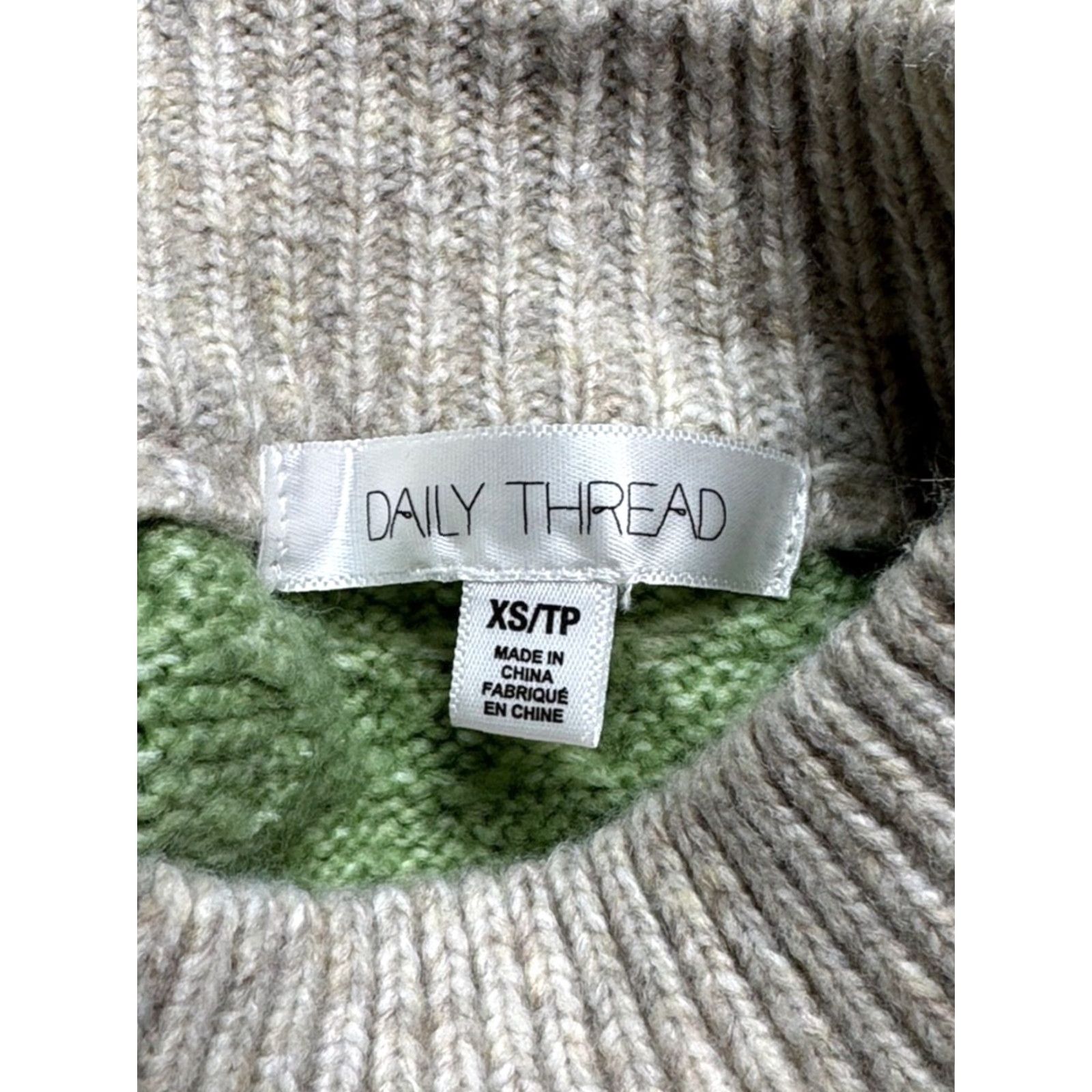 Vintage VINTAGE Daily Thread Green Striped Oversized Sweater XS Women Pullover 25” Pit to Pit 22” Length 28” Sleeve Length Womens XS Size XS / US 0-2 / IT 36-38 - 3 Thumbnail