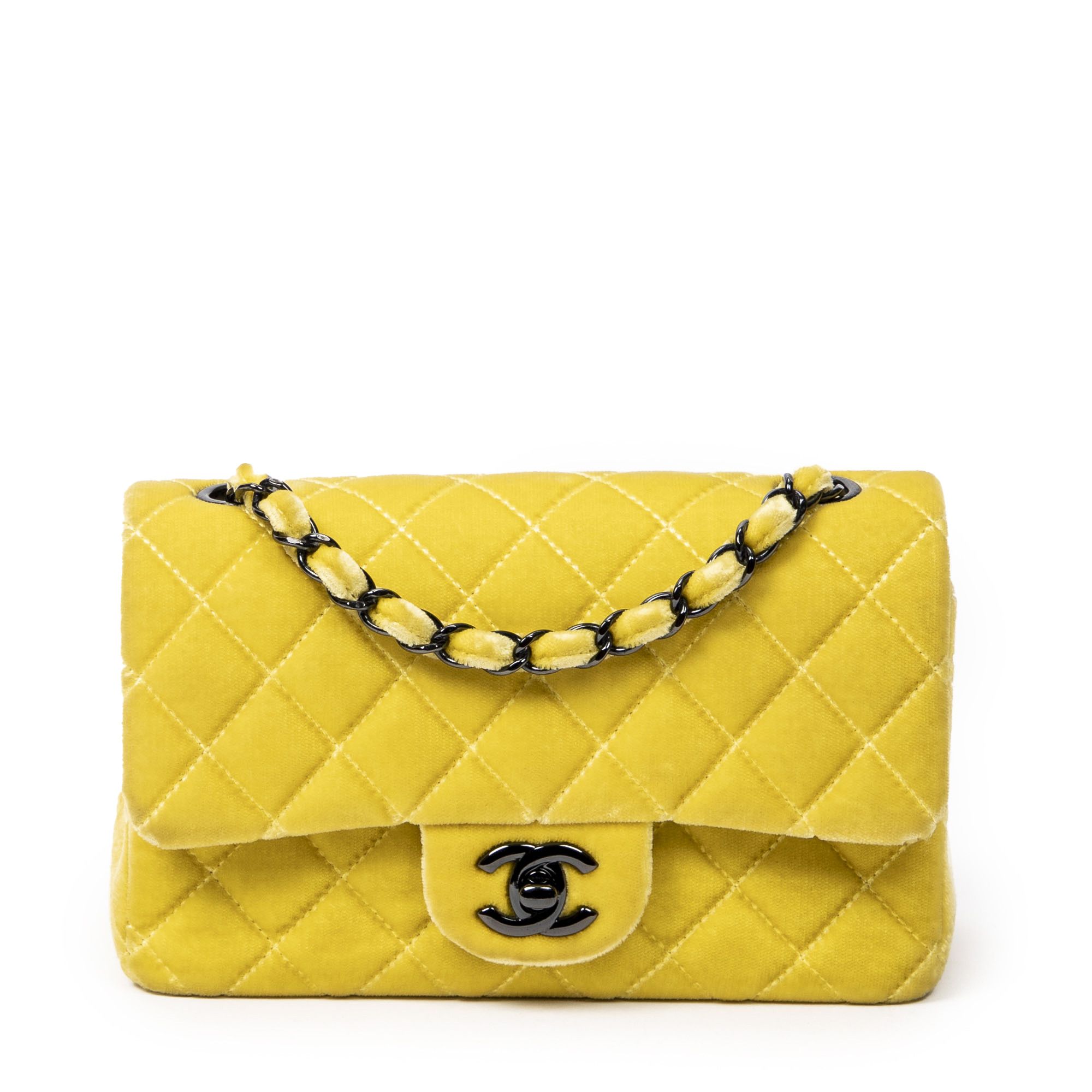 Chanel Mini Classic Flap Size ONE SIZE - 1 Thumbnail