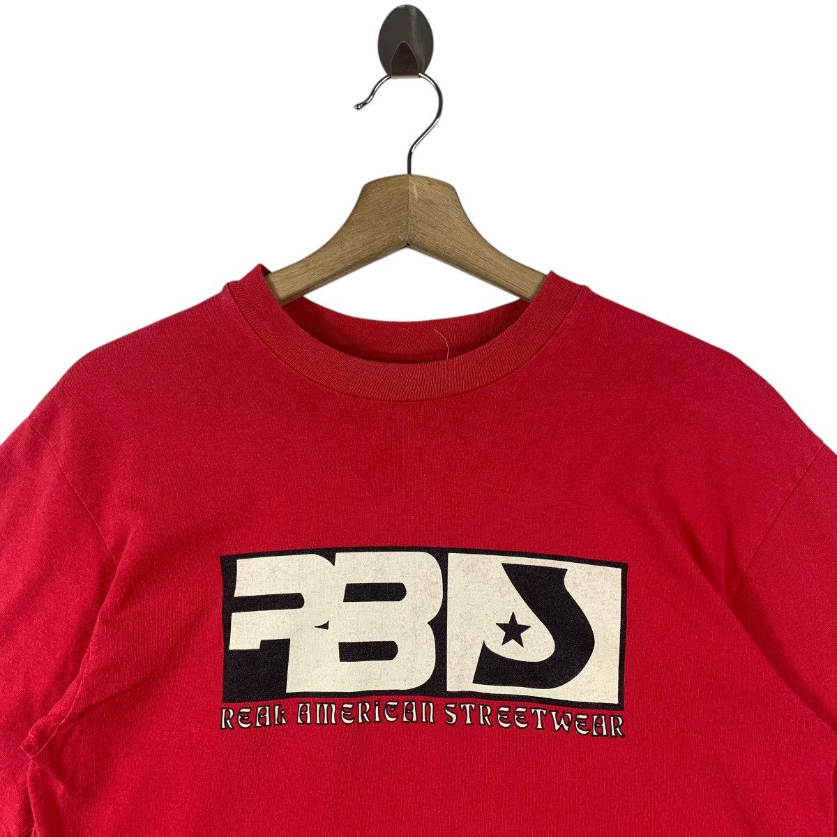 Vintage Vintage REAL AMERICAN STREETWEAR Tee Size US M / EU 48-50 / 2 - 2 Thumbnail