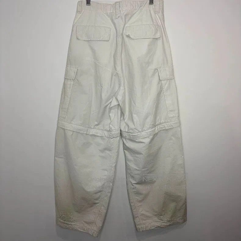 Balenciaga Balenciaga 25SS White Distressed Cargo Pants. Size US 26 / EU 42 - 2 Thumbnail
