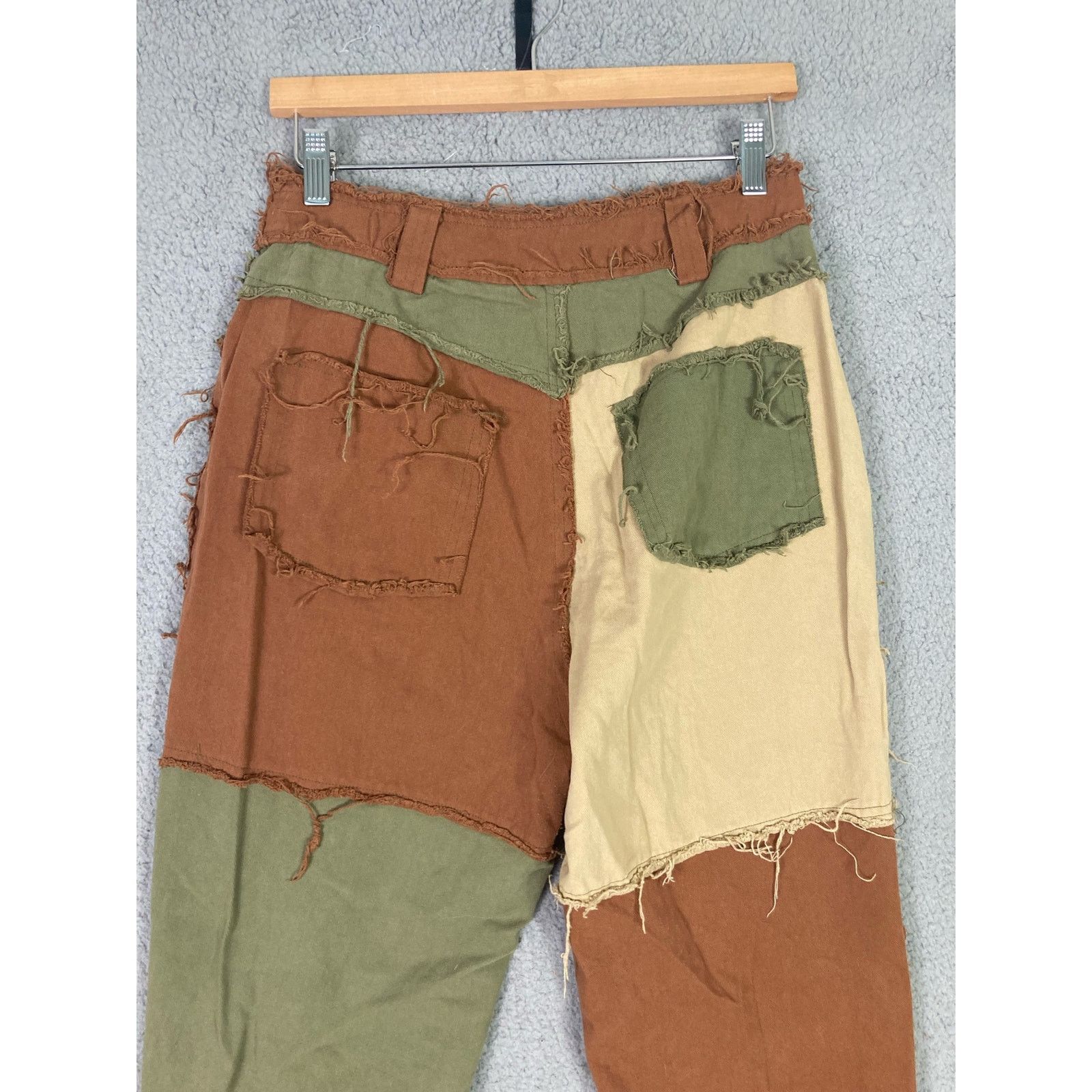 Shein Shein Mom Fit Patched Jeans Pants Women Size M Distressed Size 28" / US 6 / IT 42 - 9 Thumbnail
