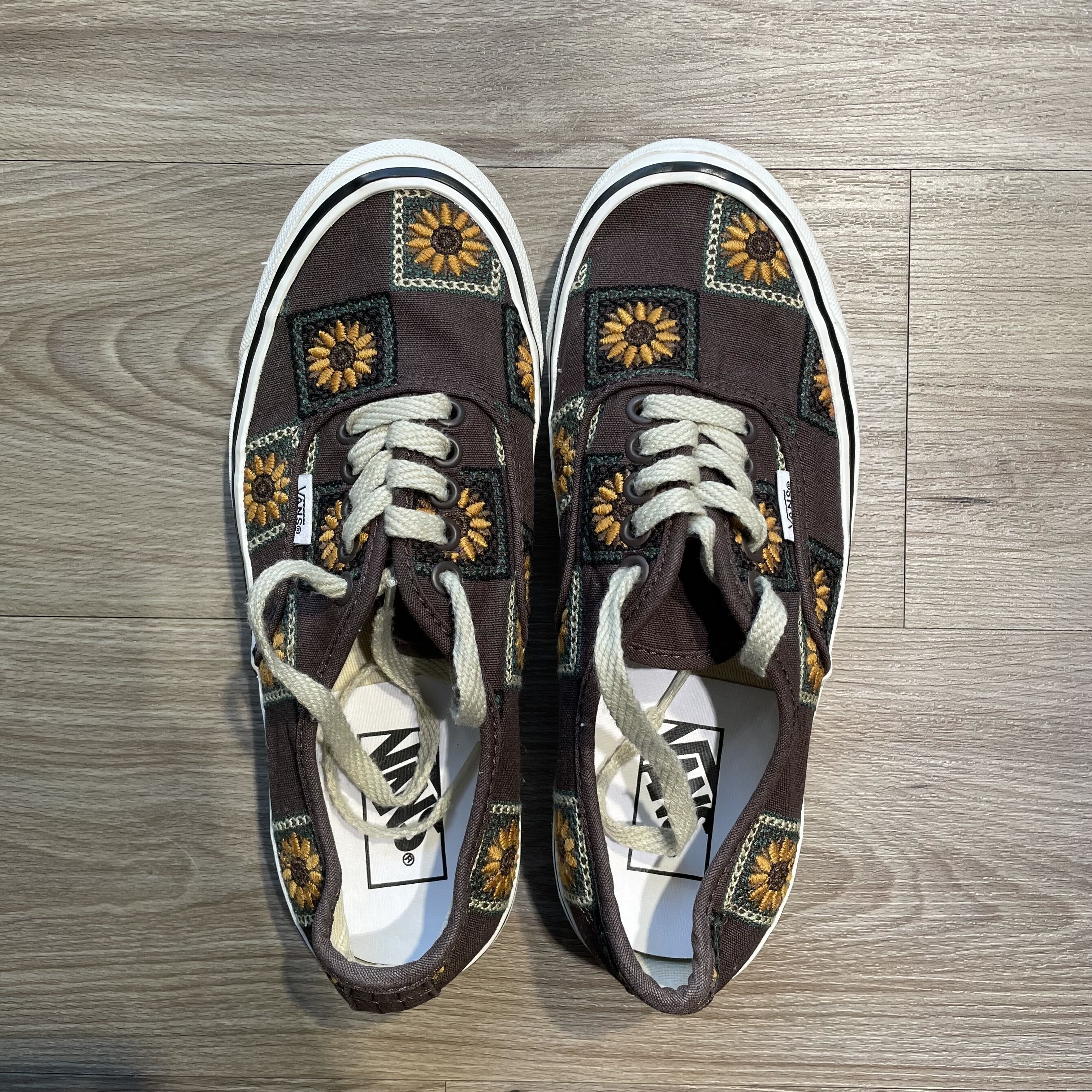 Vans Vans Authentic Embroidery Low Top Sneakers Size US 8 / IT 38 - 1 Thumbnail