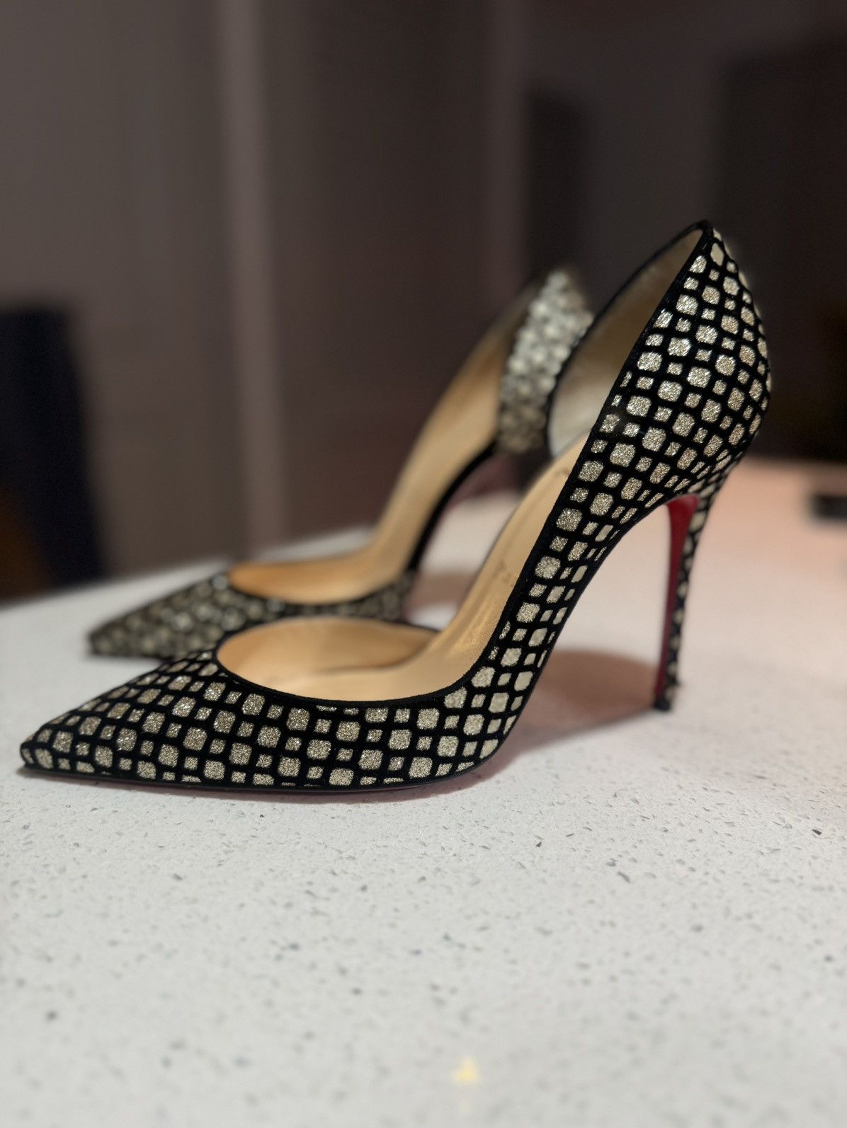 Christian Louboutin Christian Louboutin Gold & Black Mesh Pumps Size US 7.5 / IT 37.5 - 2 Thumbnail