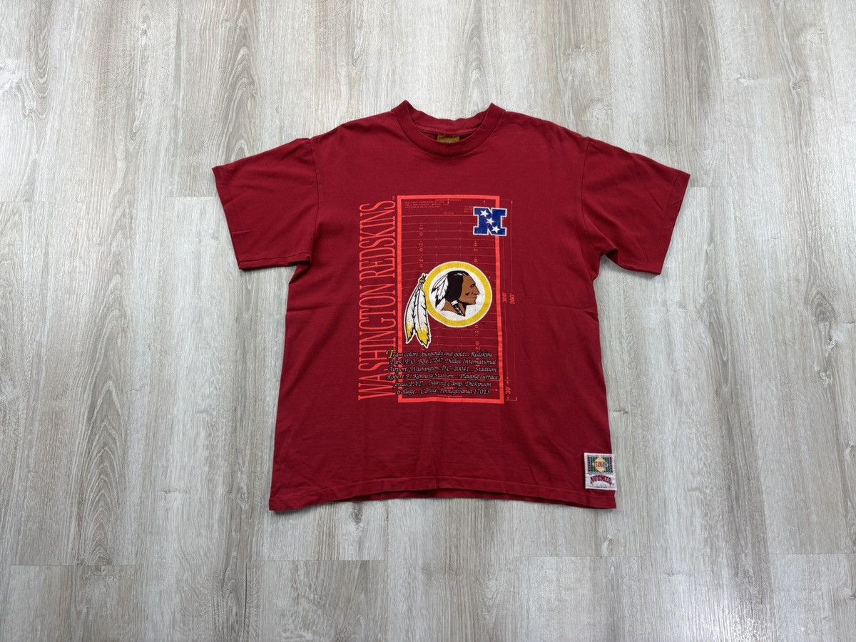 NFL × Nutmeg × Vintage Mens vintage t shirt Nutmeg Washington Redskins Size M Size US M / EU 48-50 / 2 - 1 Thumbnail