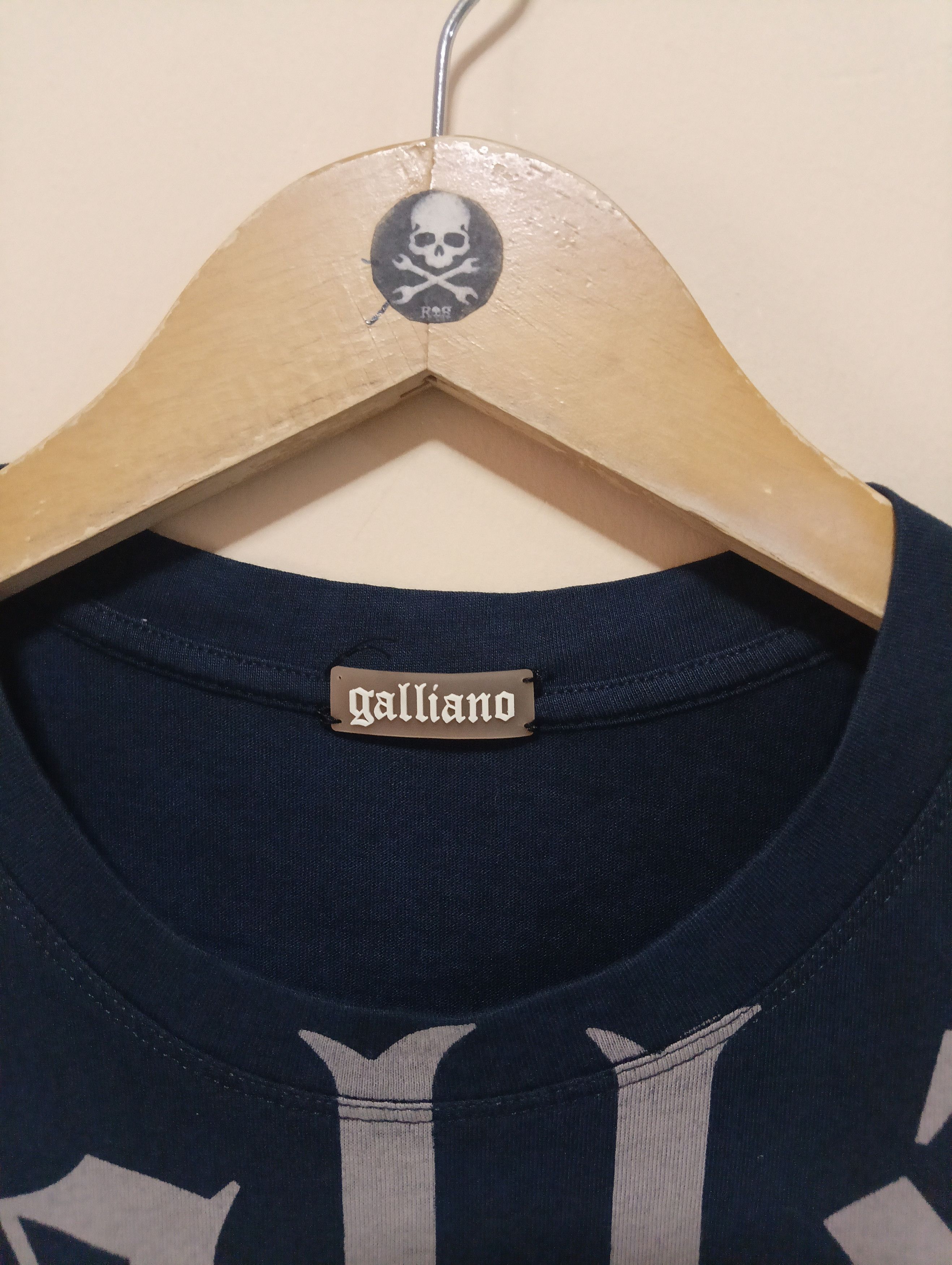John Galliano John Galliano newspaper t-shirt Size US L / EU 52-54 / 3 - 7 Thumbnail