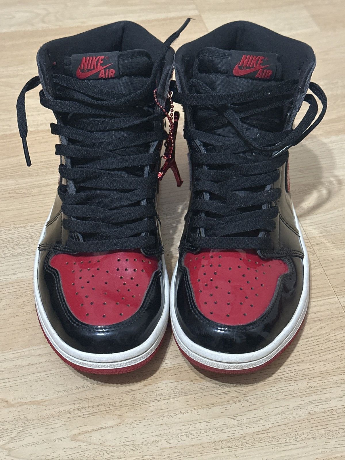 Jordan Brand Jordan 1 Retro High OG “Patent Bred” Size US 8.5 / EU 41-42 - 3 Thumbnail
