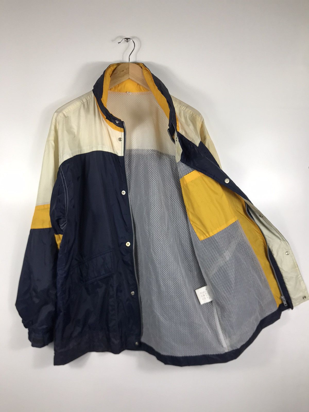 Japanese Brand × Vintage ⚡️Vintage Suntory Boss Coffee Windbreaker Jacket Size US L / EU 52-54 / 3 - 8 Thumbnail