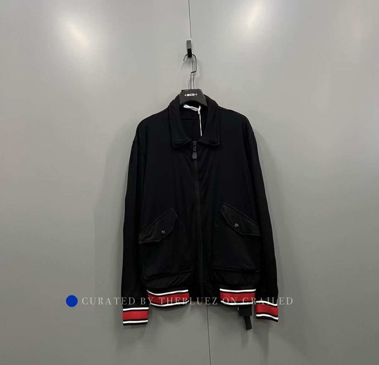 Givenchy Black Stripe Zip-Up Jacket in Size L Size US L / EU 52-54 / 3 - 1 Thumbnail
