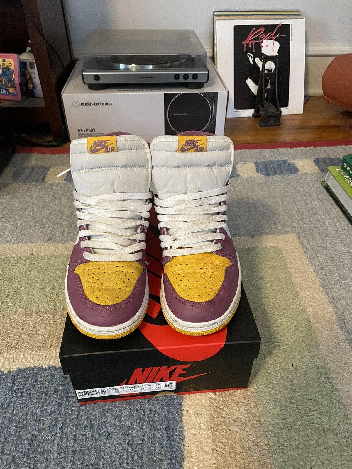 Hypebeast × Jordan Brand × Nike Air Jordan 1 Retro High OG “Brotherhood” Size US 9.5 / EU 42-43 - 2 Thumbnail