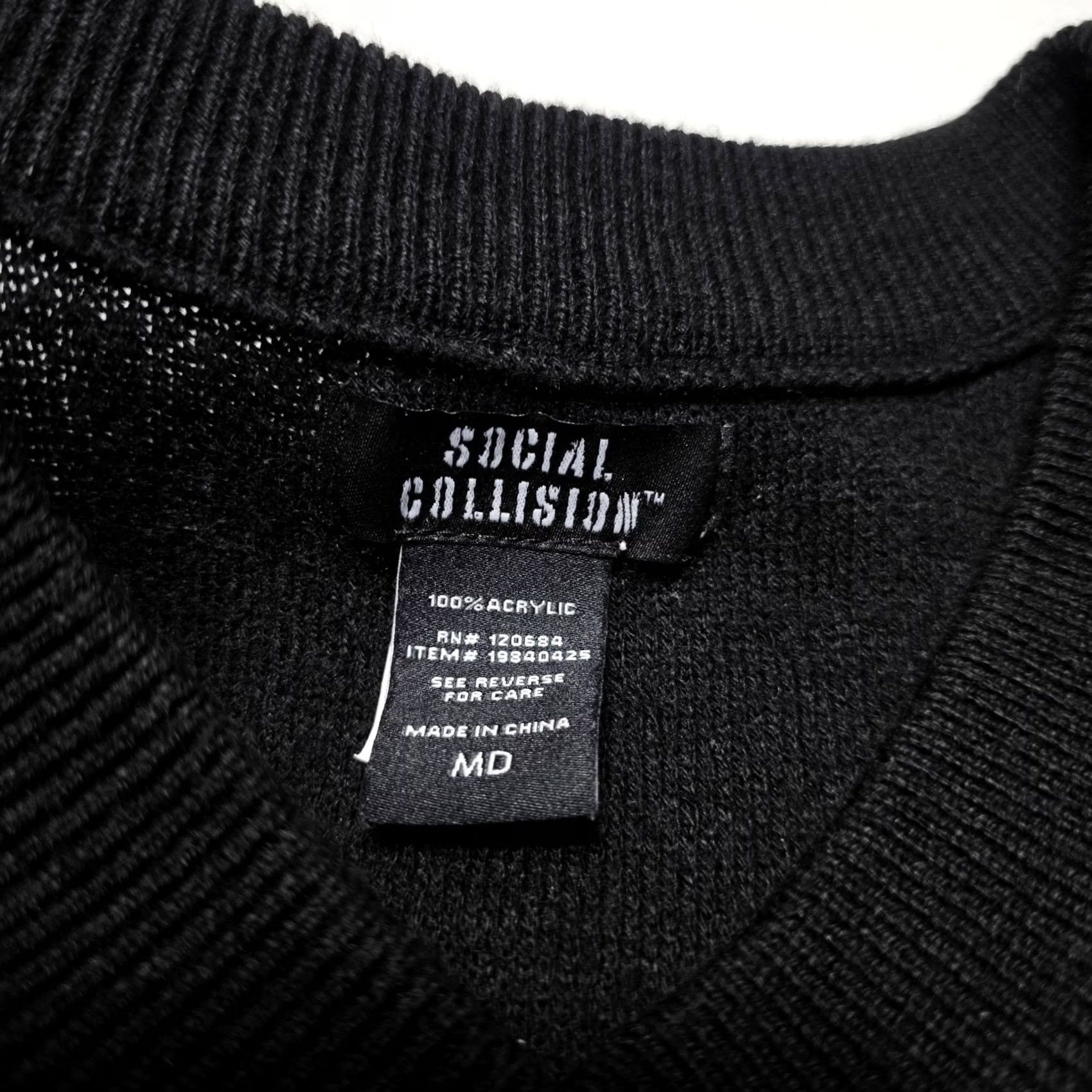 Vintage Social Collision Crop Sweater Vest Red Black Skull Hearts Goth Hot Topic Y2k Women M Vest Size M / US 6-8 / IT 42-44 - 4 Thumbnail