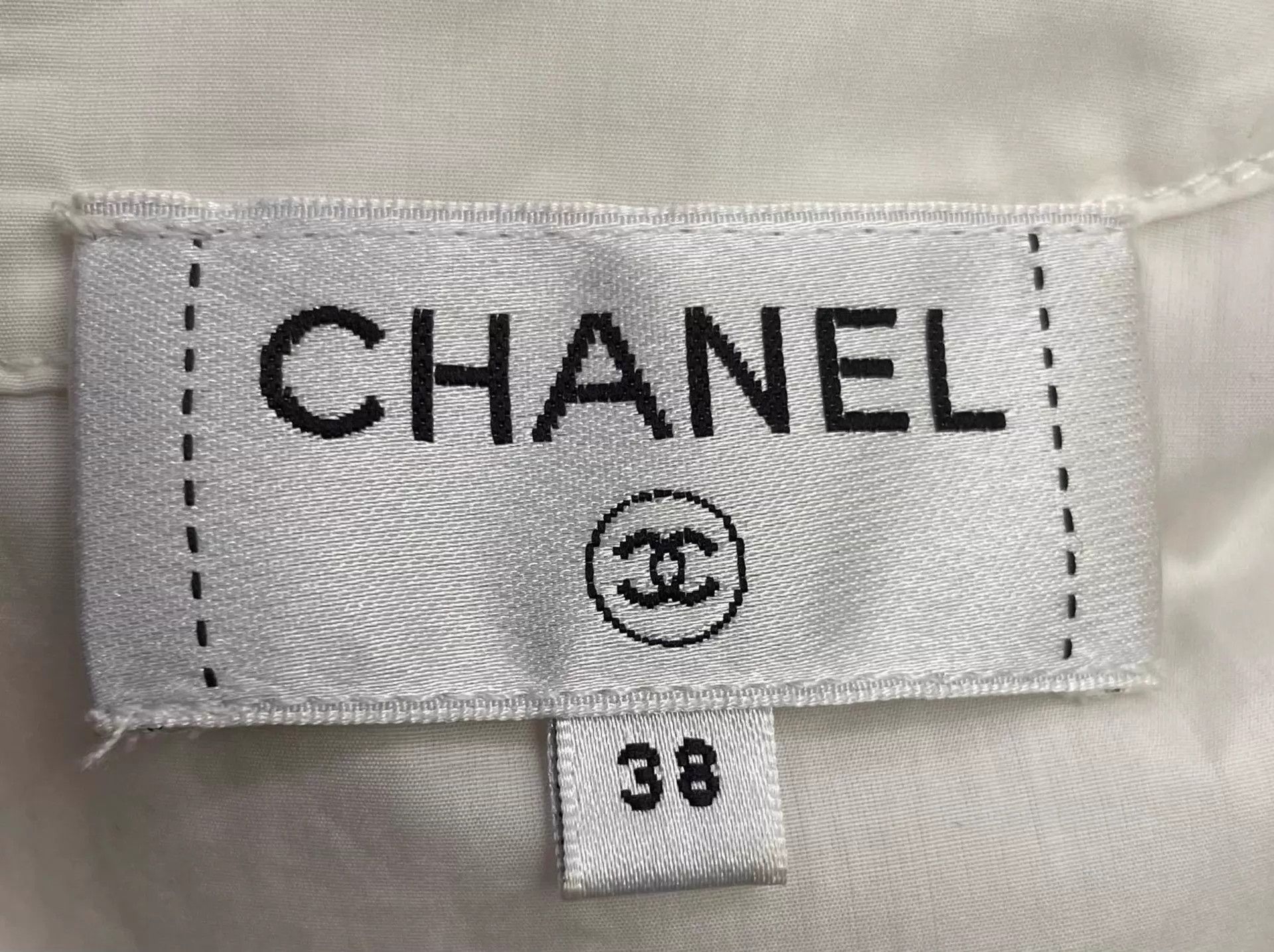 Chanel Chanel crewneck white longsleeve shirt 38 Korean elegant Size S / US 4 / IT 40 - 5 Thumbnail