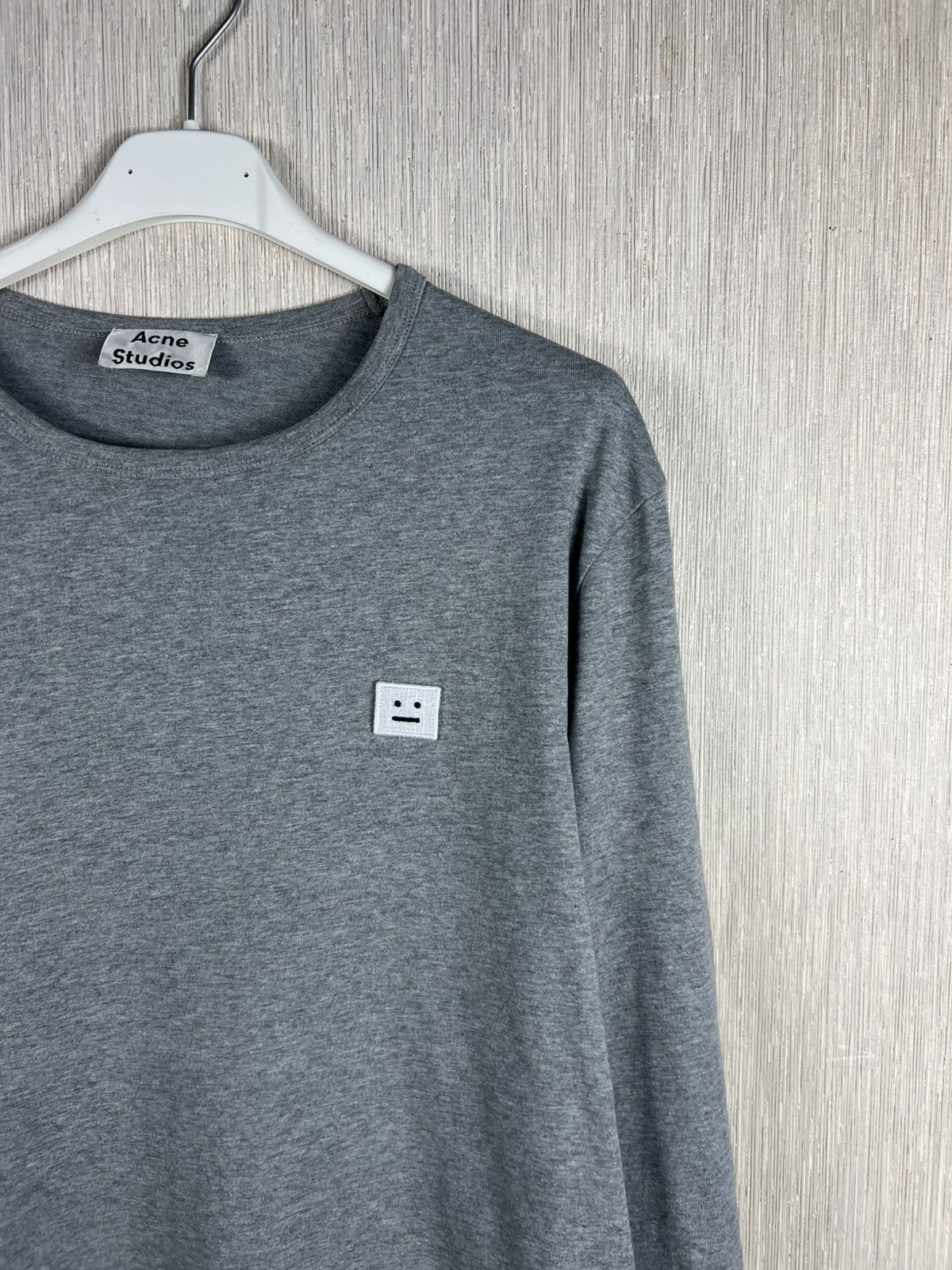 Acne Studios Acne Studios tage face chest logo emote long sleeve tee Size US L / EU 52-54 / 3 - 3 Thumbnail