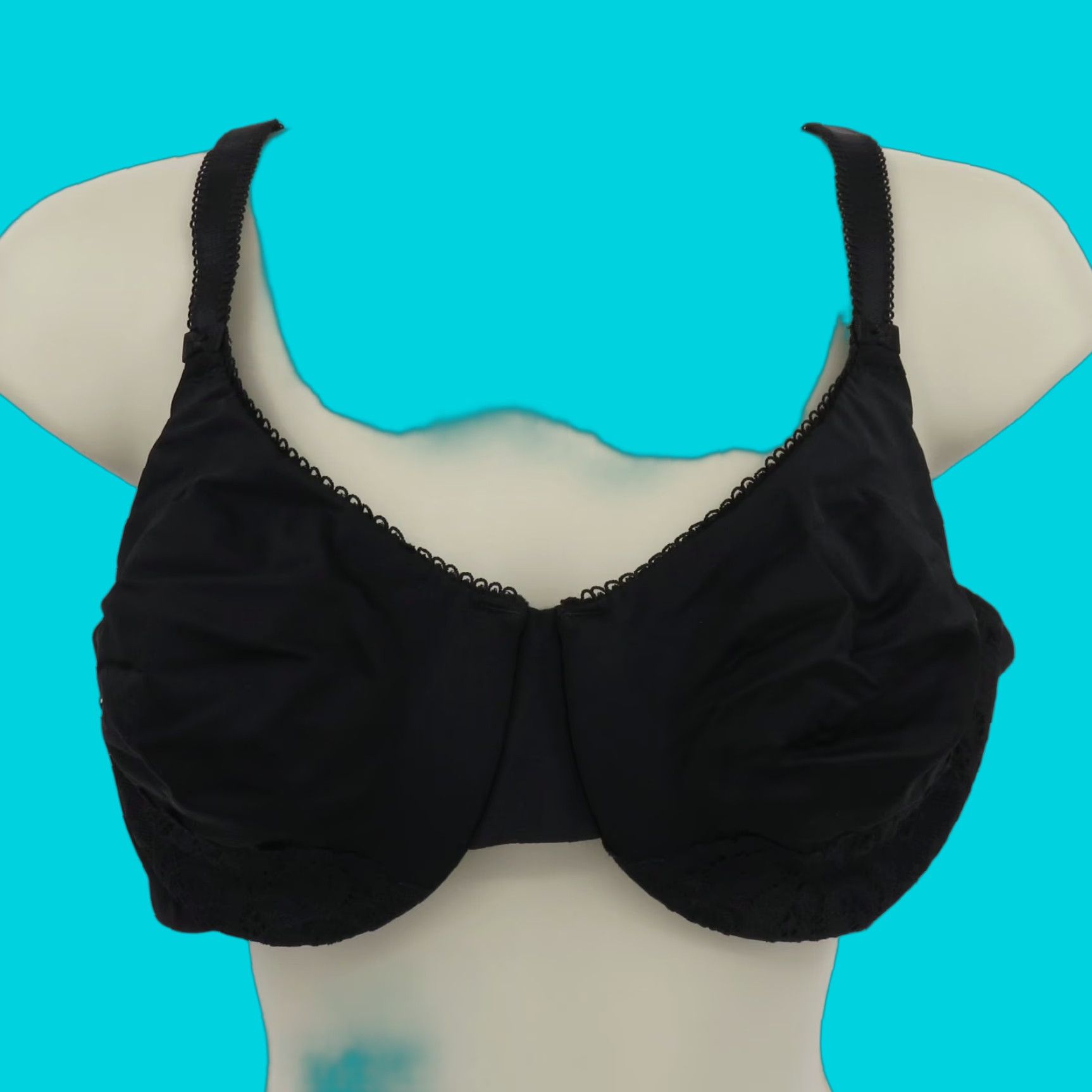 Vintage Olga Bra 38D Women Luxury Lift Underwire Unlined Black Flower Lace T-Shirt Bra Plus Size Womens Size ONE SIZE - 1 Thumbnail