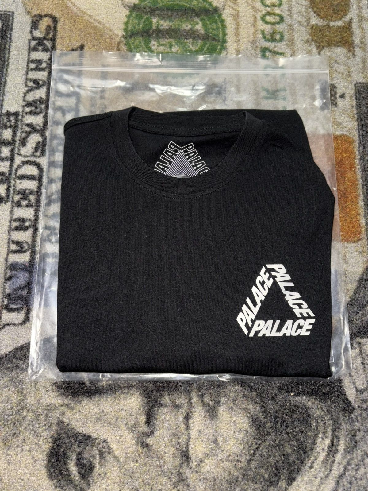 Palace Palace Snakey P3 Tri-Ferg T-Shirt Black Size US XXL / EU 58 / 5 - 2 Thumbnail