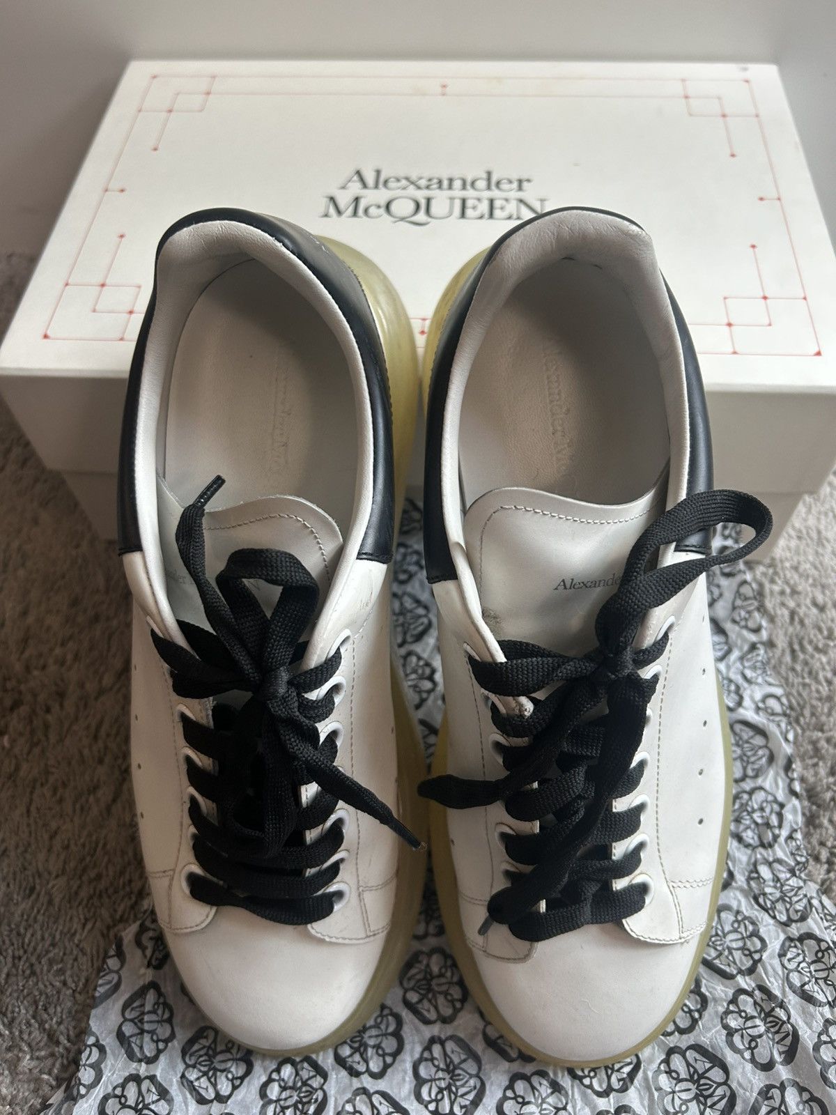 Alexander McQueen Alexander McQueen B&W Transparent Sole Sneakers Size US 10.5 / EU 43-44 - 3 Thumbnail