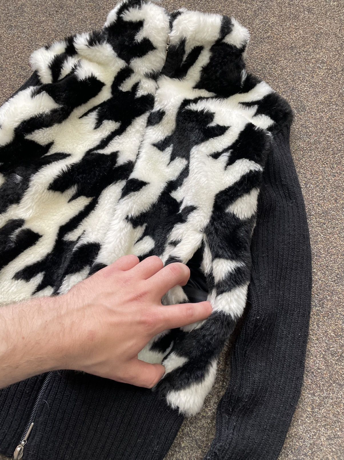 20471120 Vintage Y2K Furry Jacket Mohair Punk Opium BALENCIAGA Style Size M / US 6-8 / IT 42-44 - 4 Thumbnail