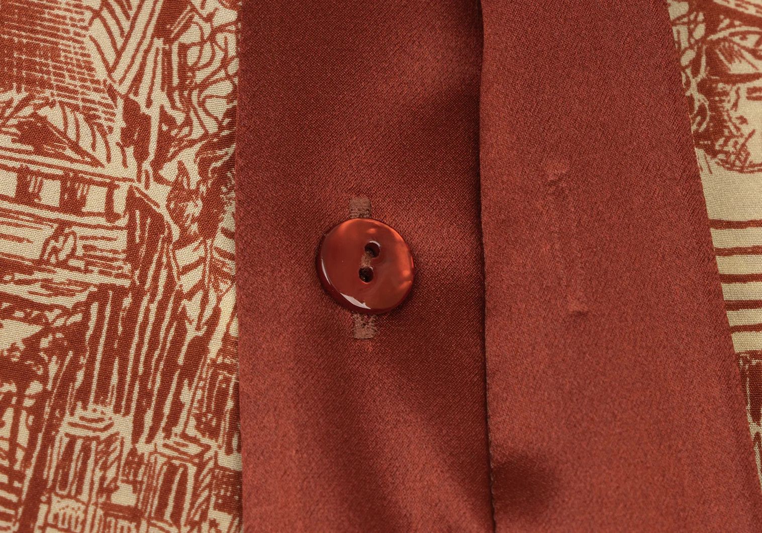 Jean Paul Gaultier Silk Drawing Print Shirt in Beige Red, Size 48 Size US M / EU 48-50 / 2 - 16 Thumbnail