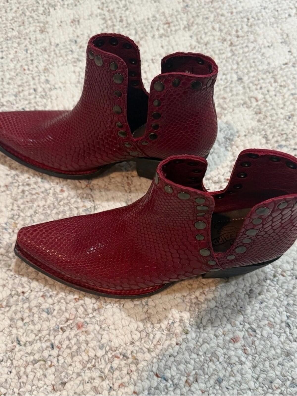 FREEBIRD New Freebird Mandy in Red Snake Size US 7 / IT 37 - 4 Thumbnail