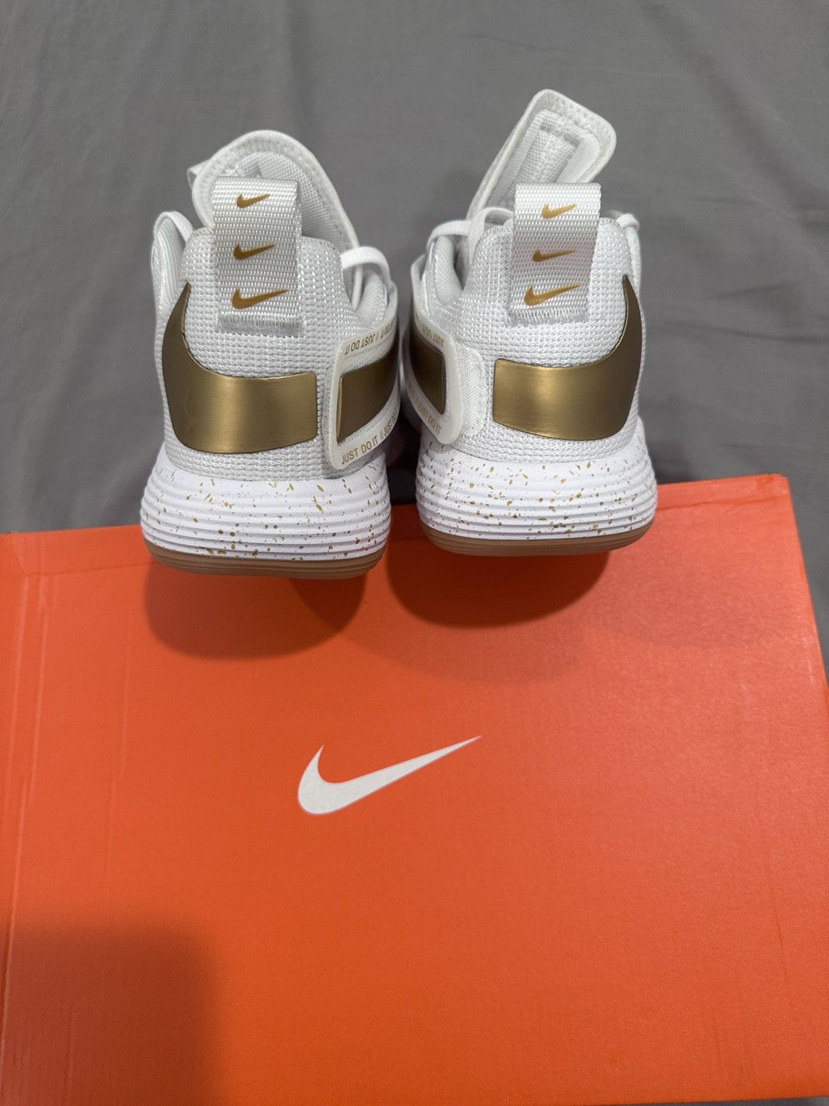Nike NIKE REACT HYPERSET SE Sz 8.5 MEN Size US 8.5 / EU 41-42 - 4 Thumbnail