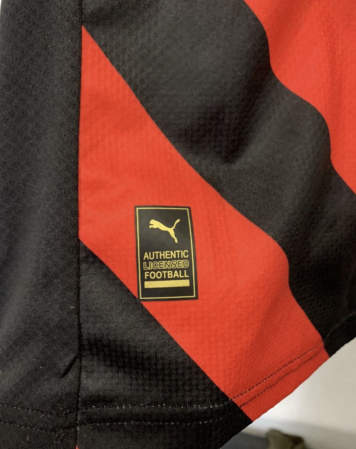 Puma MANCHESTER CITY PUMA 2022/2023 AWAY KIT SOCCER JERSEY Size US S / EU 44-46 / 1 - 3 Thumbnail