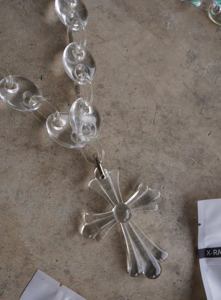 Other X-Ray Clear Cross Link Necklace Chain Size ONE SIZE - 2 Thumbnail
