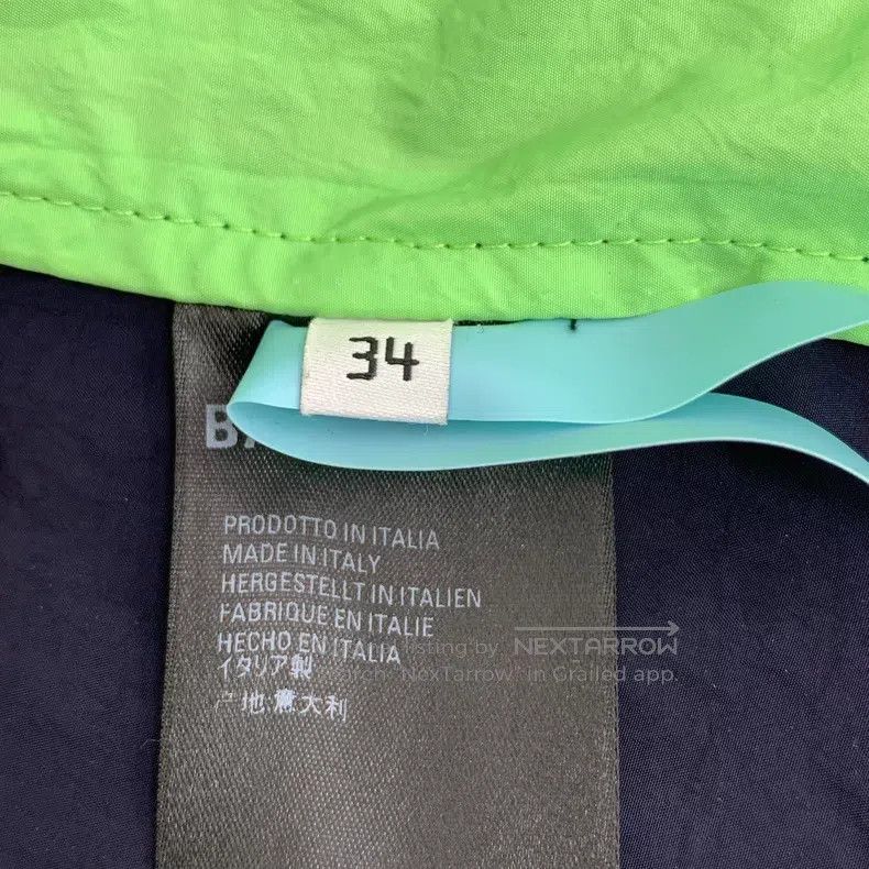 Balenciaga Balenciaga Contrast color logo lettering print stand colla Size XXS / US 00 / IT 34 - 6 Thumbnail