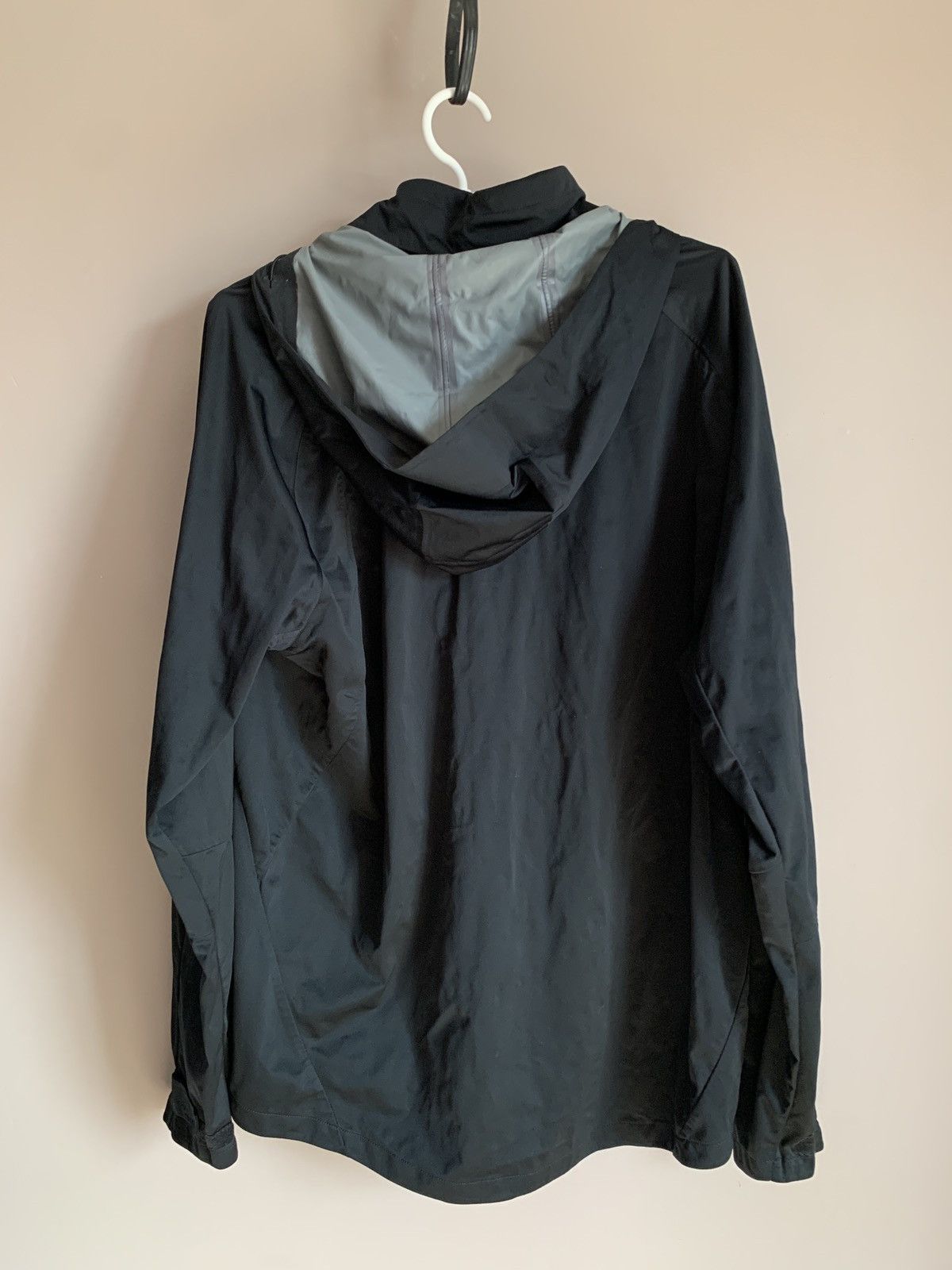 Nike Liverpool Full Zip Football Jacket Nike Storm Fit Soccer L Size US L / EU 52-54 / 3 - 2 Thumbnail