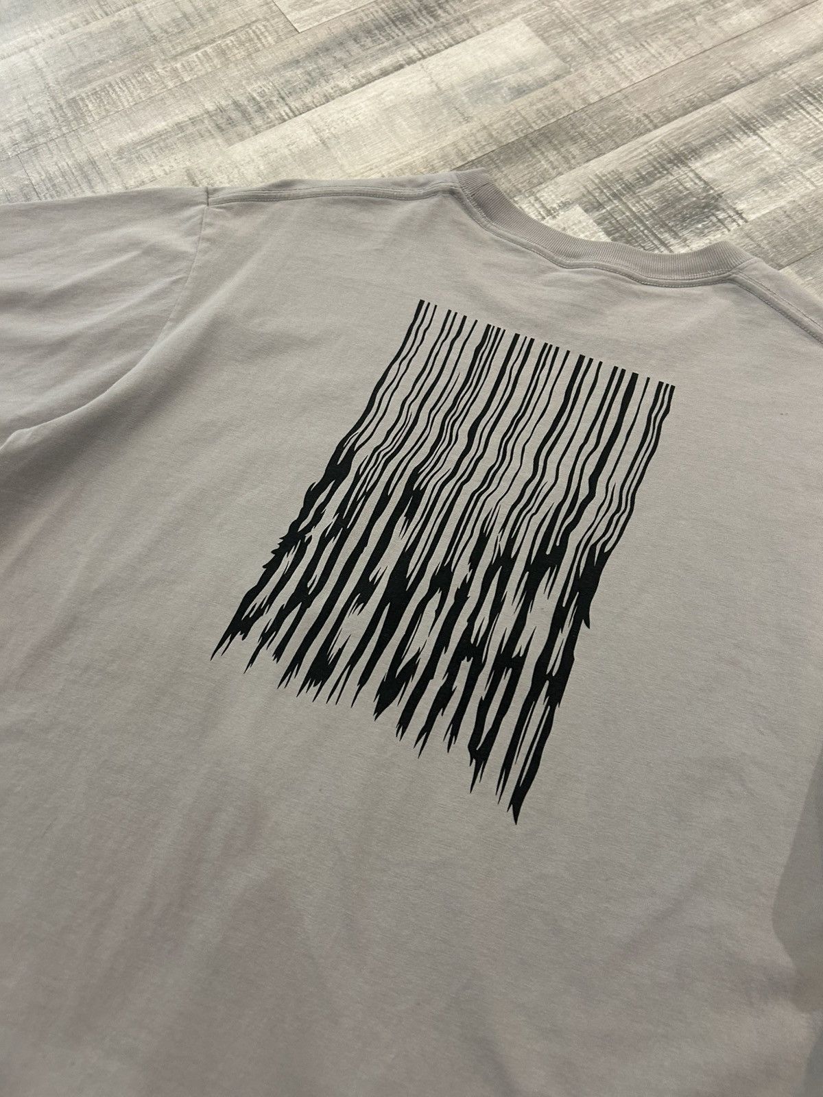 Balenciaga Balenciaga Barcode Logo Tee Size US S / EU 44-46 / 1 - 5 Thumbnail
