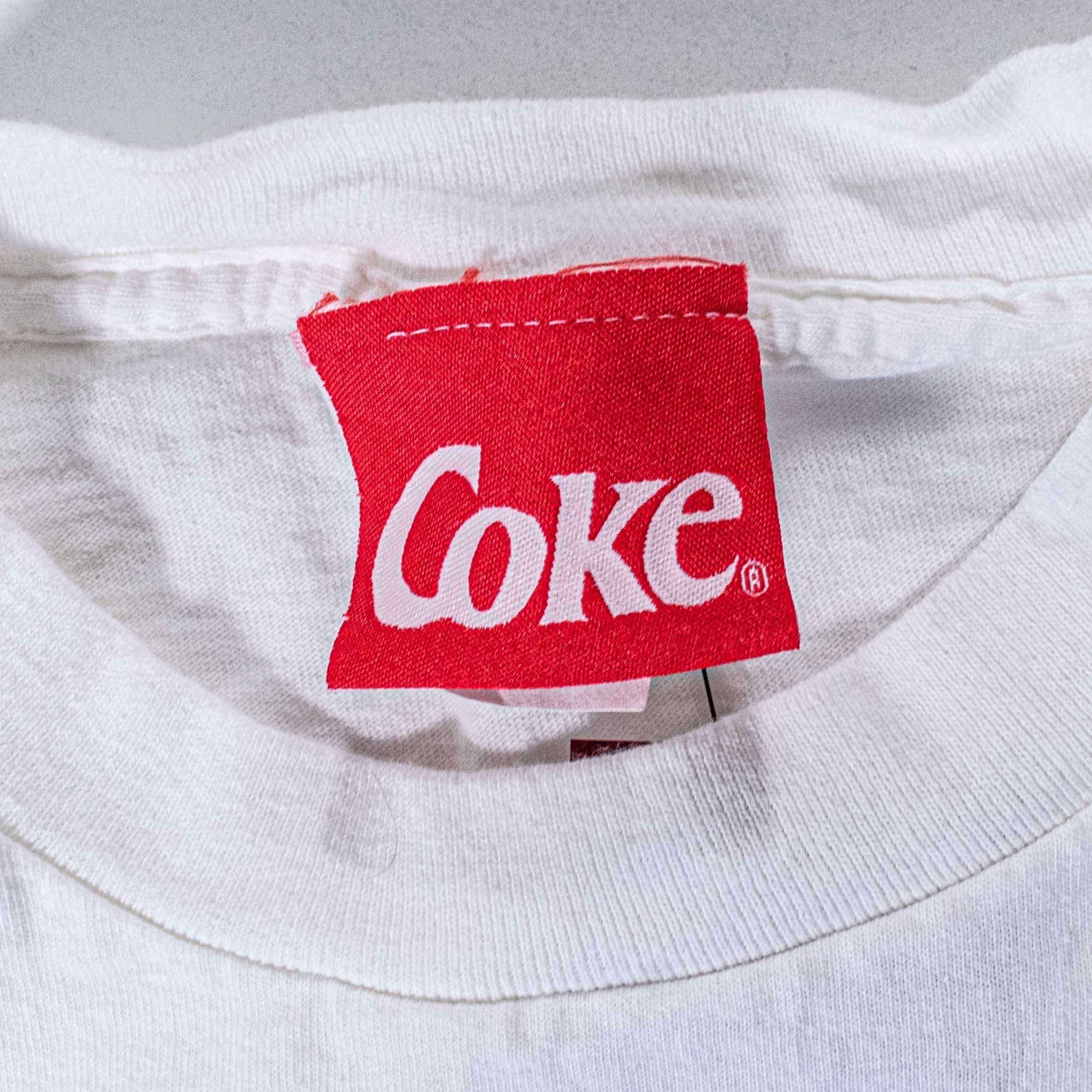 Coca Cola Vintage 90s Coca Cola Calvin Parody T Shirt Polar Bear Coke Size US XL / EU 56 / 4 - 8 Thumbnail