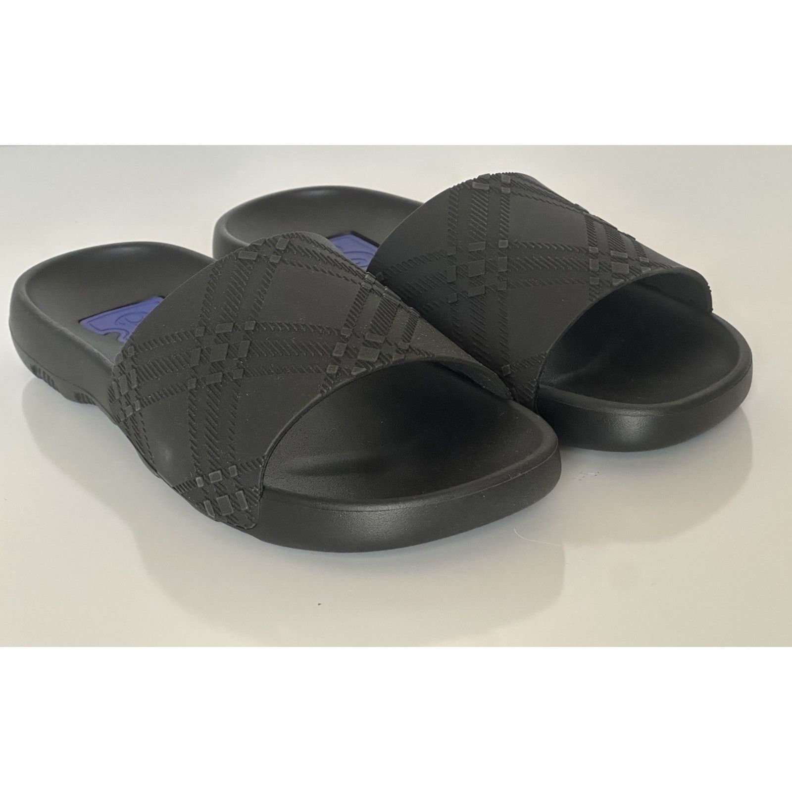 Burberry Burberry Dive Black Rubber Sandals 11 US (44 Euro) 8104718 Size US 11 / EU 44 - 1 Thumbnail