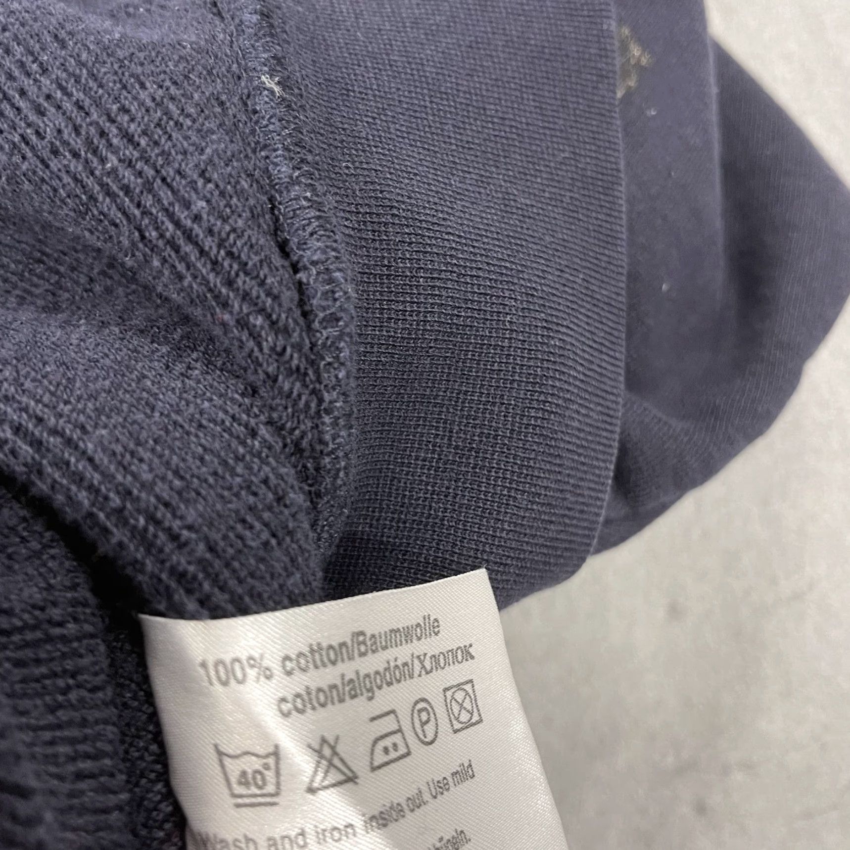 Hugo Boss VINTAGE Hugo Boss Sweatshirt Mens XL Navy Blue Crewneck 90s Golf Size US XL / EU 56 / 4 - 7 Thumbnail