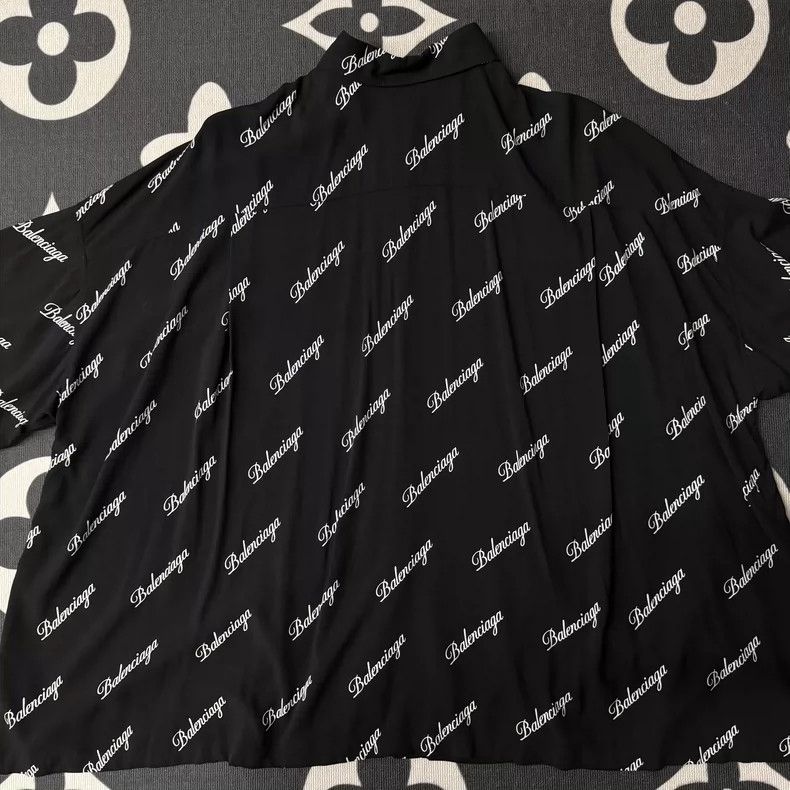 Balenciaga Balenciaga size 34 Black and white full printed short slee Size XS / US 0-2 / IT 36-38 - 2 Thumbnail