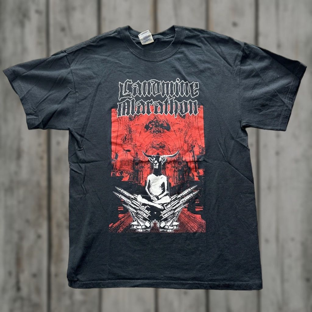 Gildan Gildan Landmine Marathon Shirt Mens Medium Black Graphic Tee Death Metal Band Size US M / EU 48-50 / 2 - 1 Thumbnail