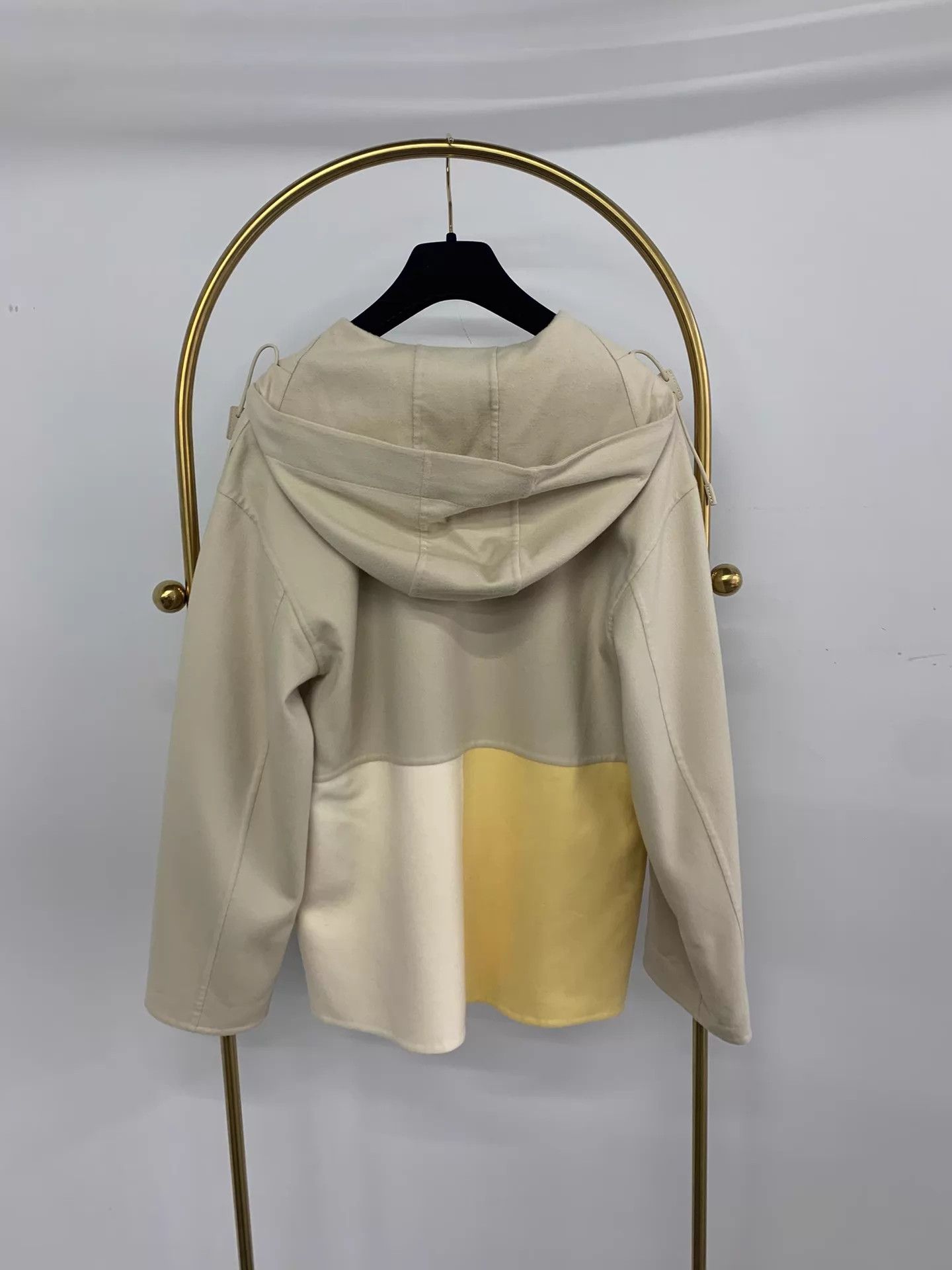 Loro Piana Loro Piana color blocked cashmere XS new Size XS / US 0-2 / IT 36-38 - 3 Thumbnail