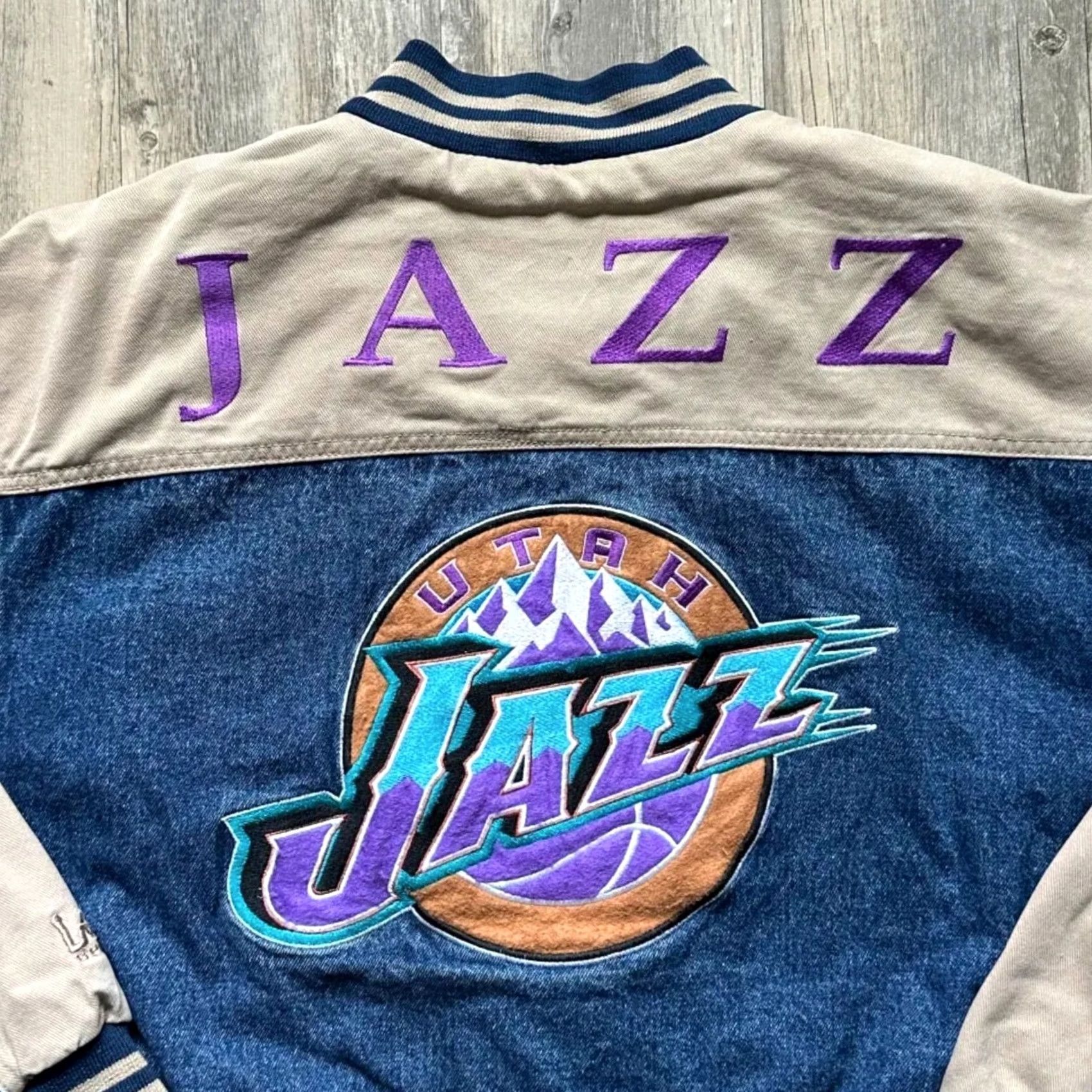 NBA It prioritizes: "Vintage" (key differentiator), "Lee Sport," "NBA Utah Jazz," "Bomber Jacket," "Blue Denim," "Large," "Pre-owned Size US L / EU 52-54 / 3 - 2 Thumbnail